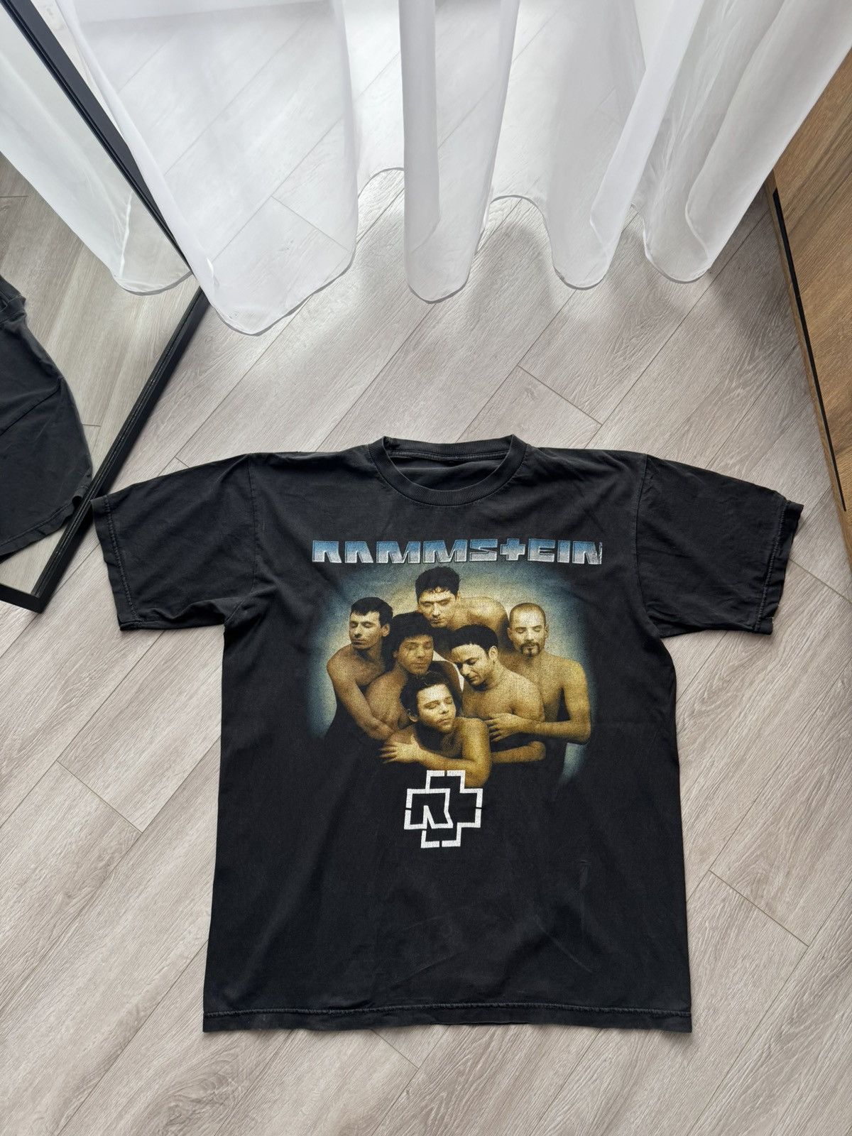 Band Tees Vintage 1995 Rammstein Herzeleid t-shirt Size US XL / EU 56 / 4 - 1 Thumbnail