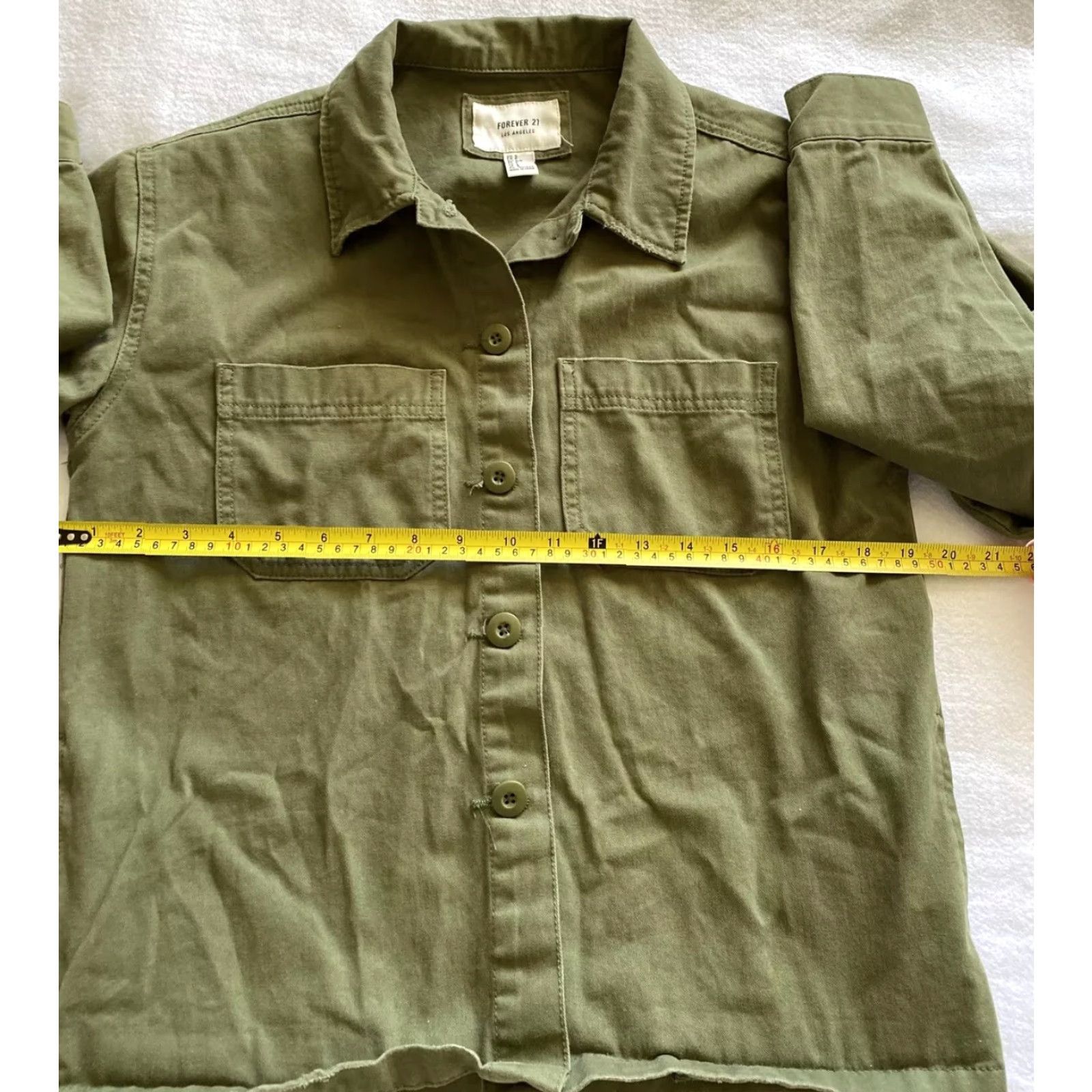 Forever 21 FOREVER 21 Button Shirt Over Shirt Women’s Size S Green Cotton Denim Solid Button Casual Jacket Women Regular Short Length Fall Winter Spring Size S / US 4 / IT 40 - 4 Thumbnail