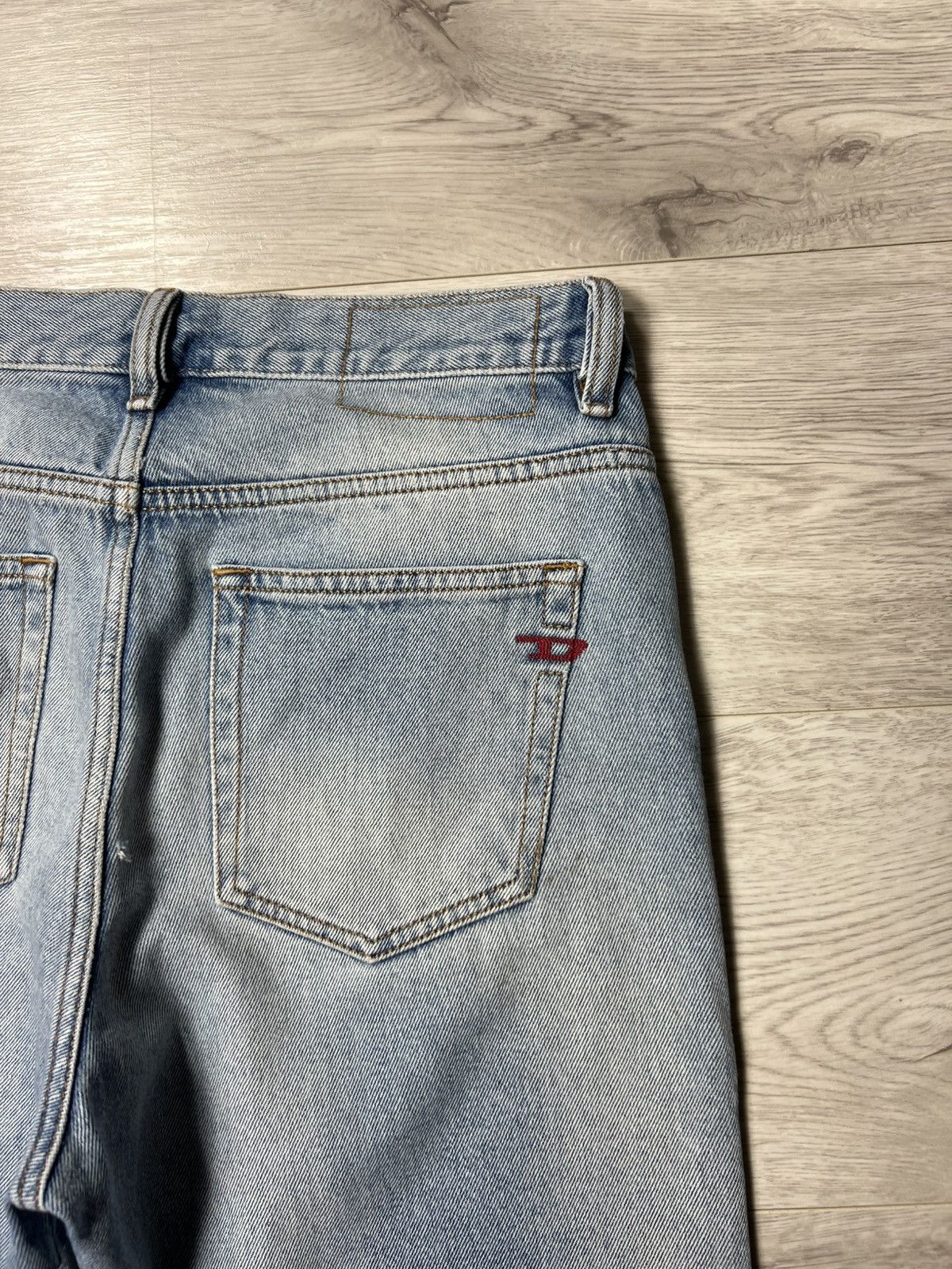 Diesel RARE Diesel Jeans With 3D Logo “D” Denim Pants Size US 30 / EU 46 - 14 Thumbnail