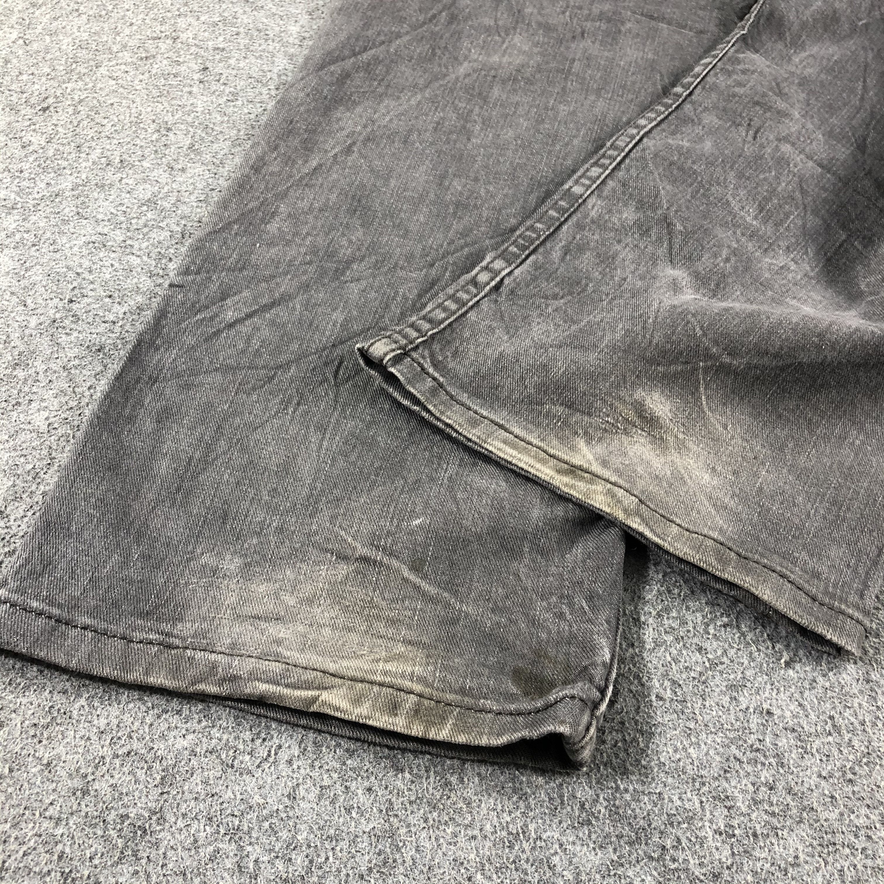 Levi's Vintage Faded Black Levis 514 Jeans-J2365 Size US 37 - 6 Thumbnail