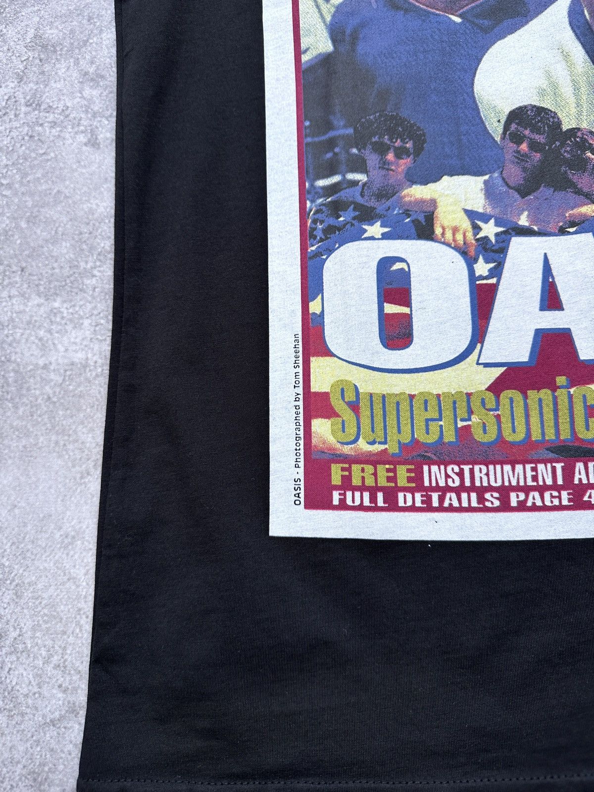 Band Tees Oasis Melody Maker 1994 T-Shirt Men’s Cotton Size M Size US M / EU 48-50 / 2 - 3 Thumbnail