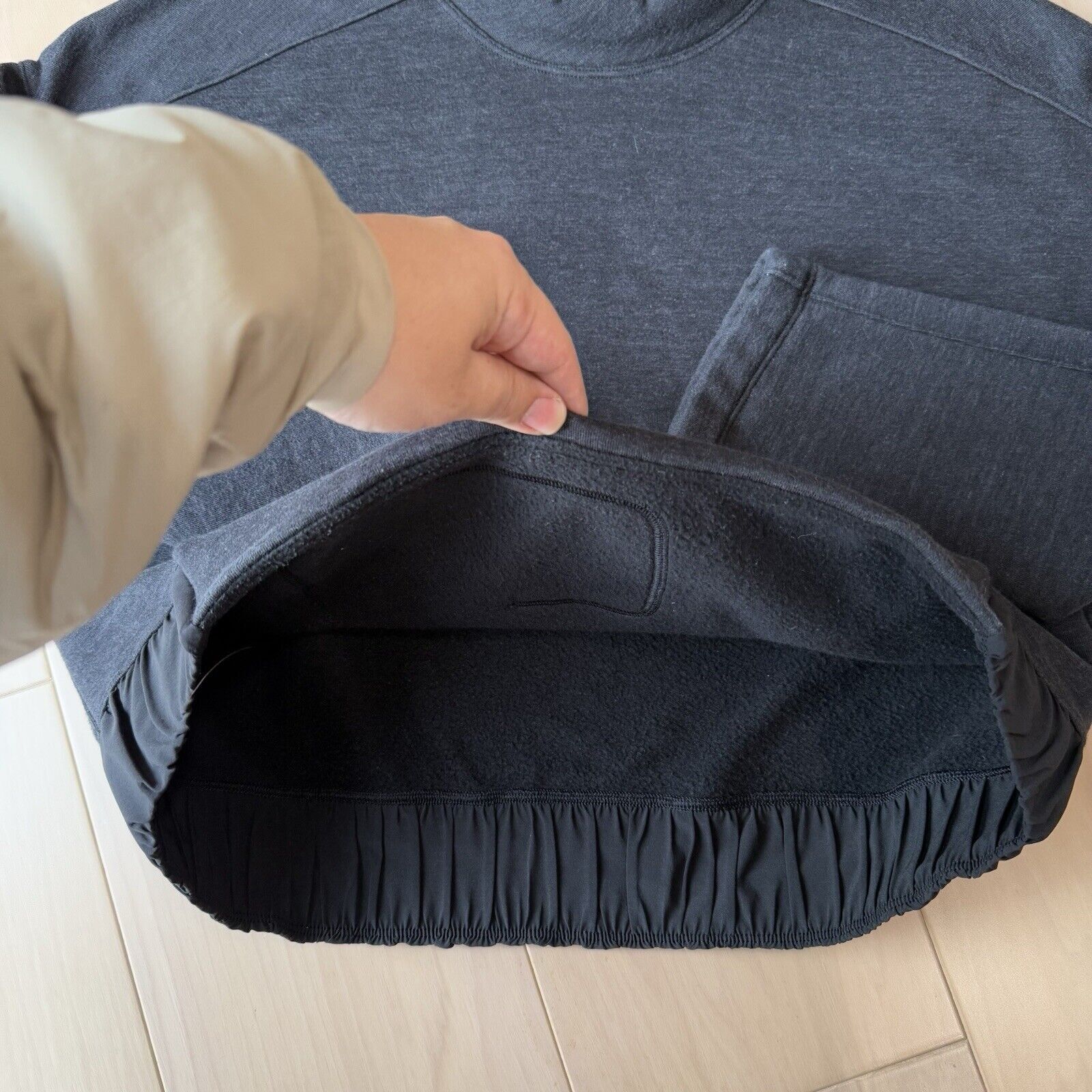 Lululemon Lululemon Light as Warmth Crew 10 Dark Gray Casual Pullover Size L / US 10 / IT 46 - 5 Thumbnail