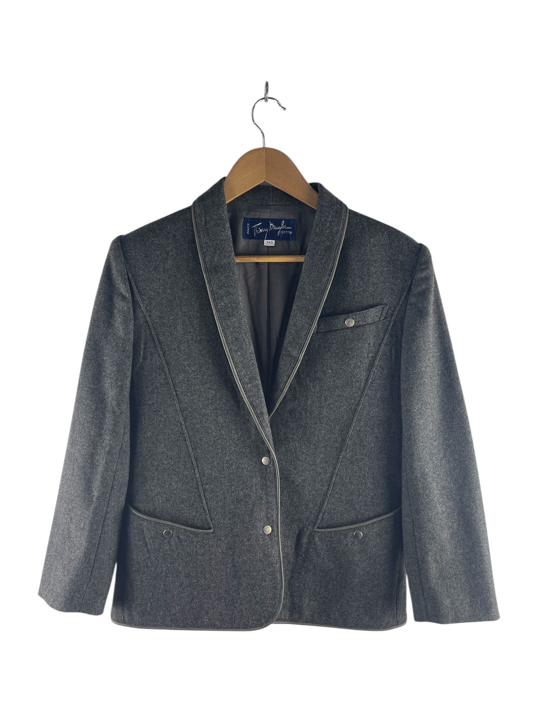 Thierry Mugler Vintage Thierry Mugler Paris Edition Tailored Blazer Jacket Size US S / EU 44-46 / 1 - 1 Thumbnail