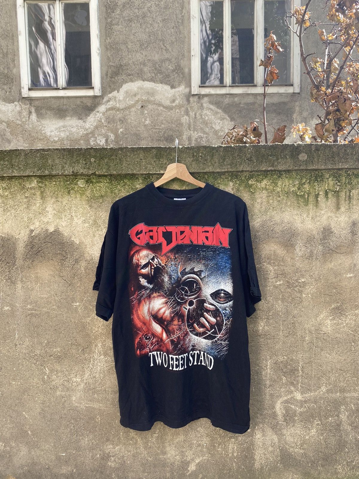 Band Tees × Vintage Vintage 1997 Gardenian Two Feet Stand Rock T-Shirt Size US XL / EU 56 / 4 - 1 Thumbnail