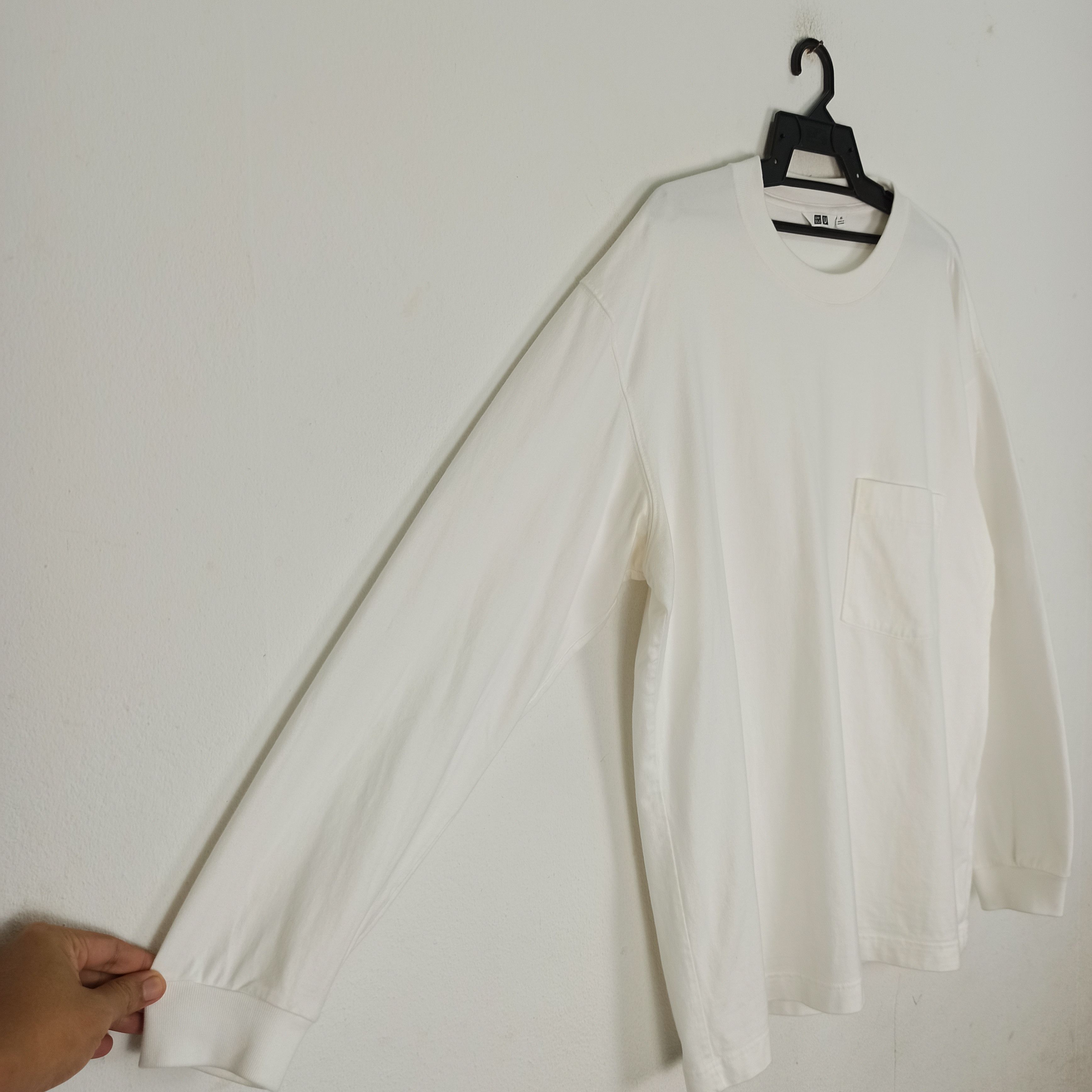 Lemaire × Uniqlo Lemaire X Uniqlo Single Pocket Long Sleeve Tshirt Size US XL / EU 56 / 4 - 2 Thumbnail