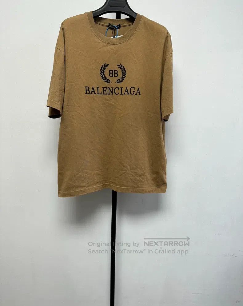 Balenciaga Balenciaga Pattern Printed T-Shirt Khaki Size US L / EU 52-54 / 3 - 1 Thumbnail