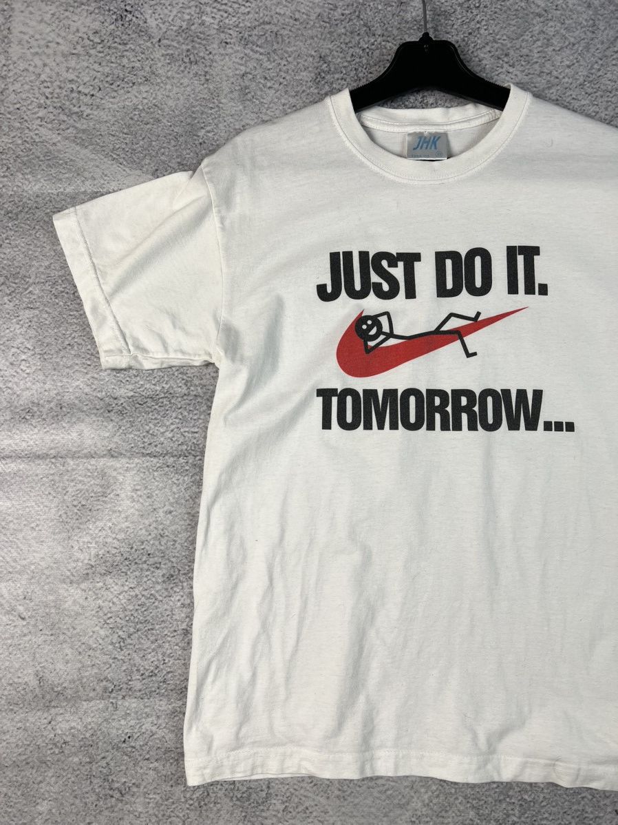 Nike Vintage band T-shirt humor “just do it tomorrow” Size US XS / EU 42 / 0 - 4 Thumbnail