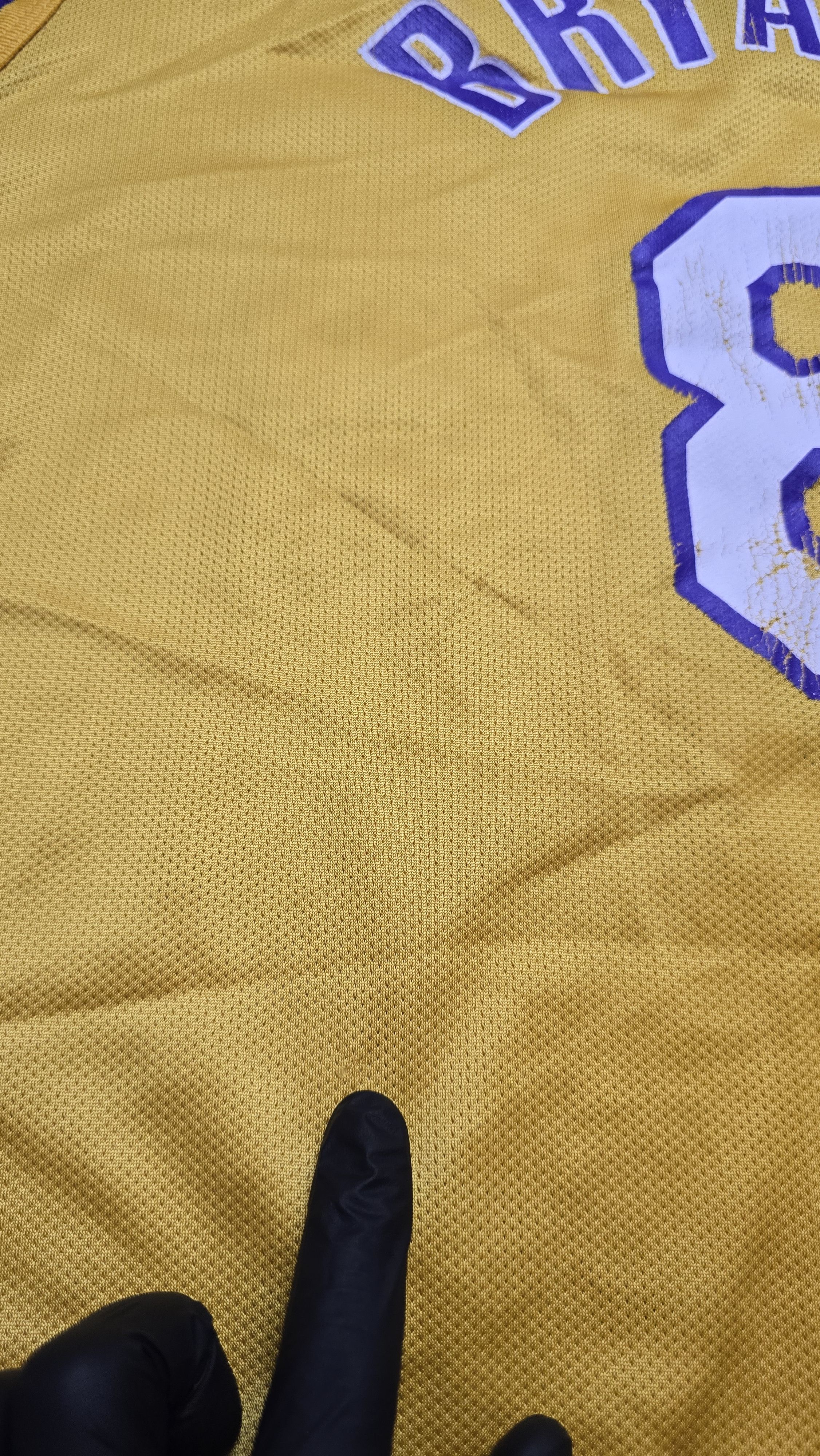 Champion Vintage LA Lakers Kobe Bryant #8 NBA Basketball Jersey Size US M / EU 48-50 / 2 - 7 Thumbnail