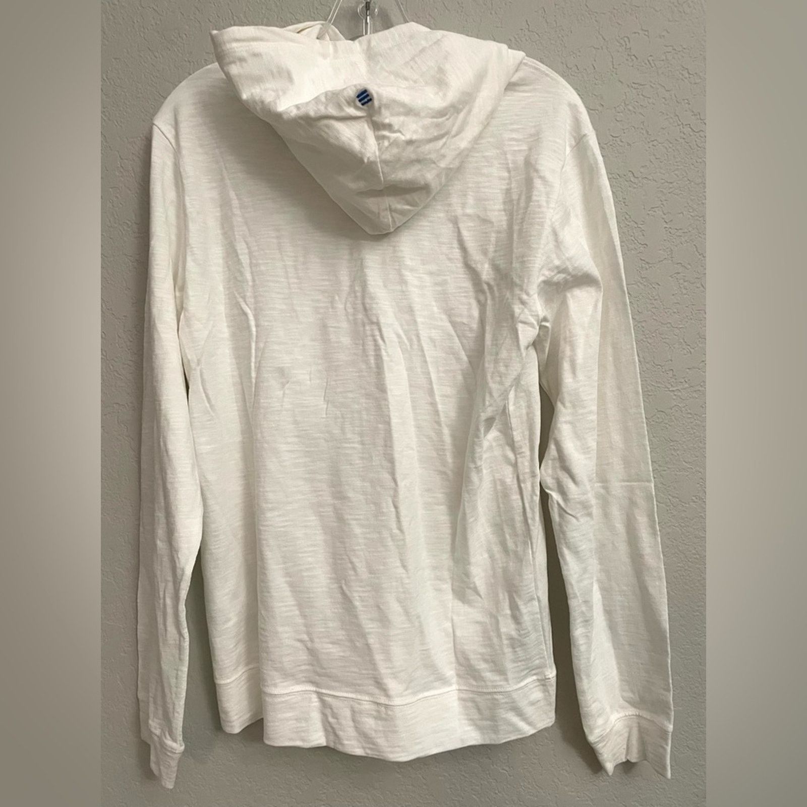 Vineyard Vines Vineyard Vines Island Hoodie in Marshmallow - Men’s size XS Size US XS / EU 42 / 0 - 6 Thumbnail