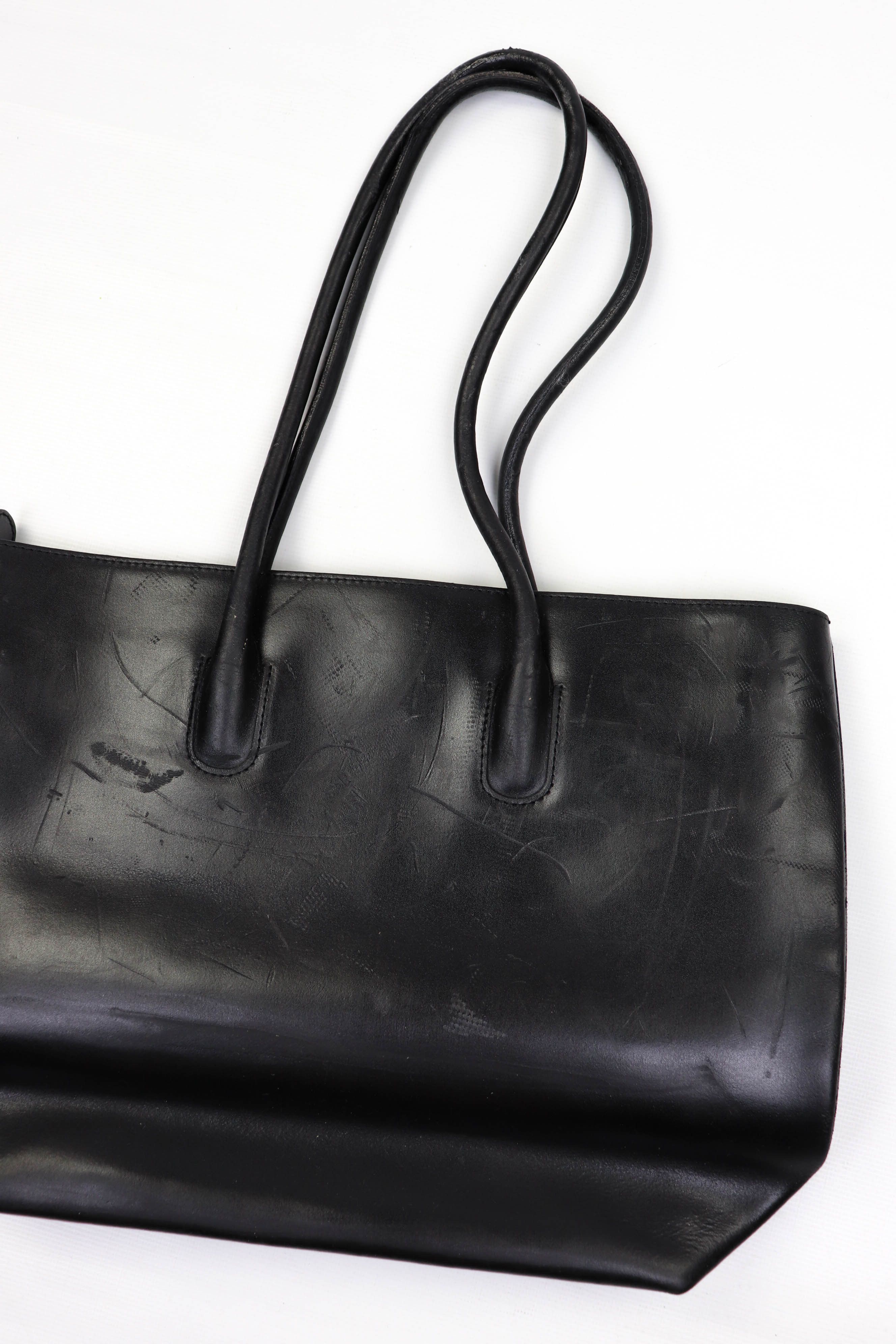 Furla FURLA Vintage Distressed Black Leather Hand Shoulder Bag Size ONE SIZE - 13 Thumbnail