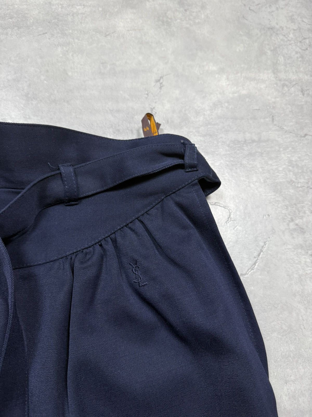 Yves Saint Laurent Yves Saint Laurent Vintage Luxury Skirt Size 30" / US 8 / IT 44 - 2 Thumbnail