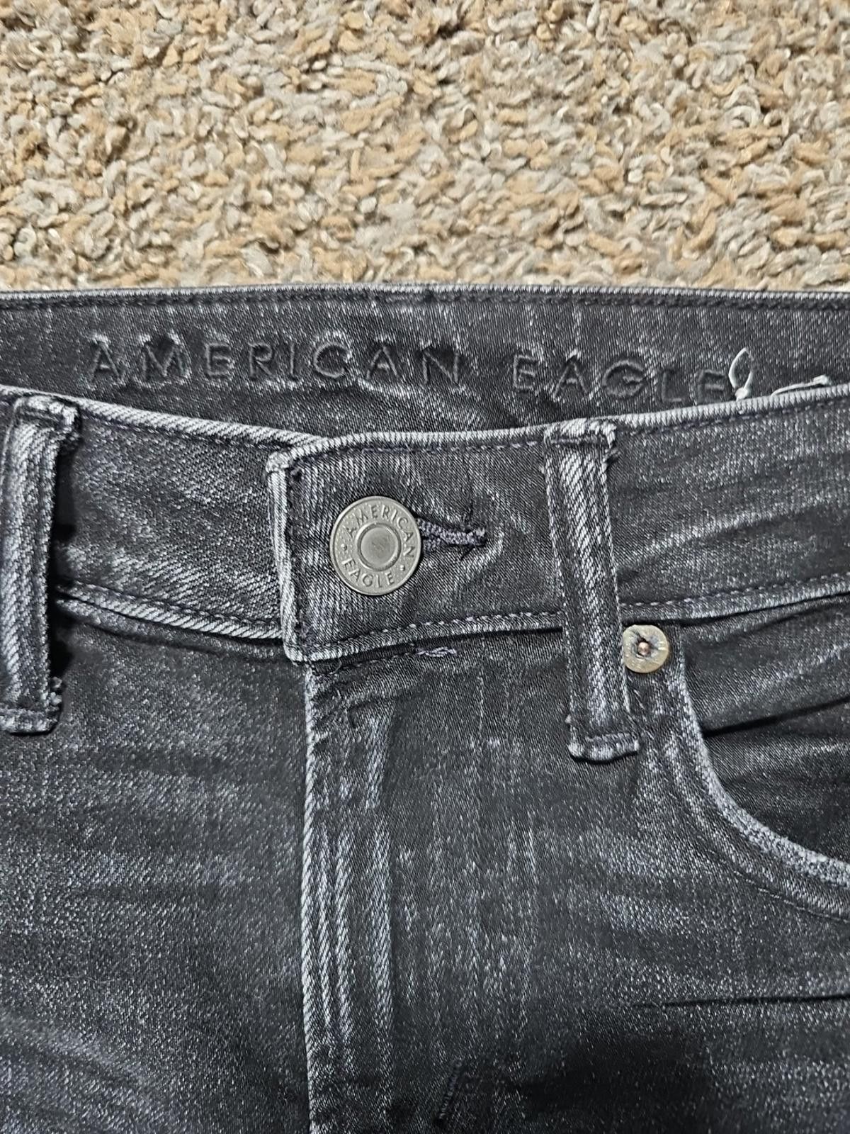 American Eagle Outfitters American Eagle Jeans Men's 28x30 Black Airflex+ Distressed Size US 28 / EU 44 - 2 Thumbnail