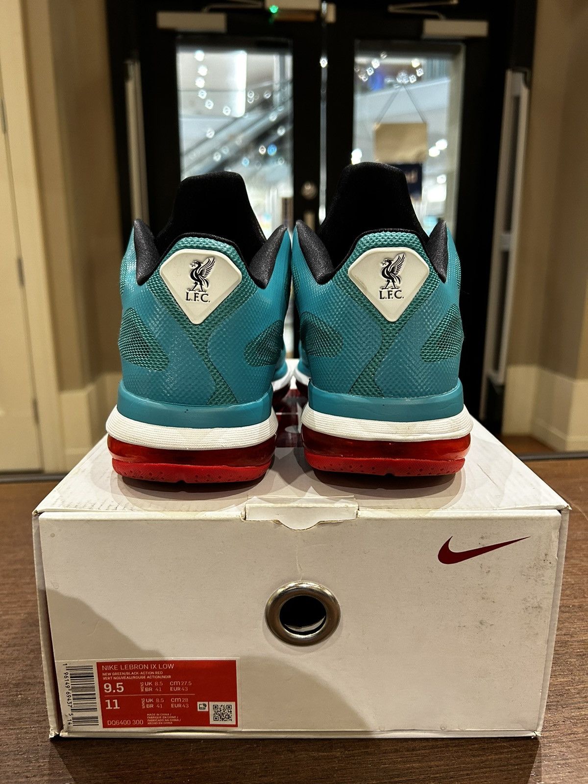 Nike Nike LeBron 9 Low Reverse Liverpool Size US 9.5 / EU 42-43 - 4 Thumbnail