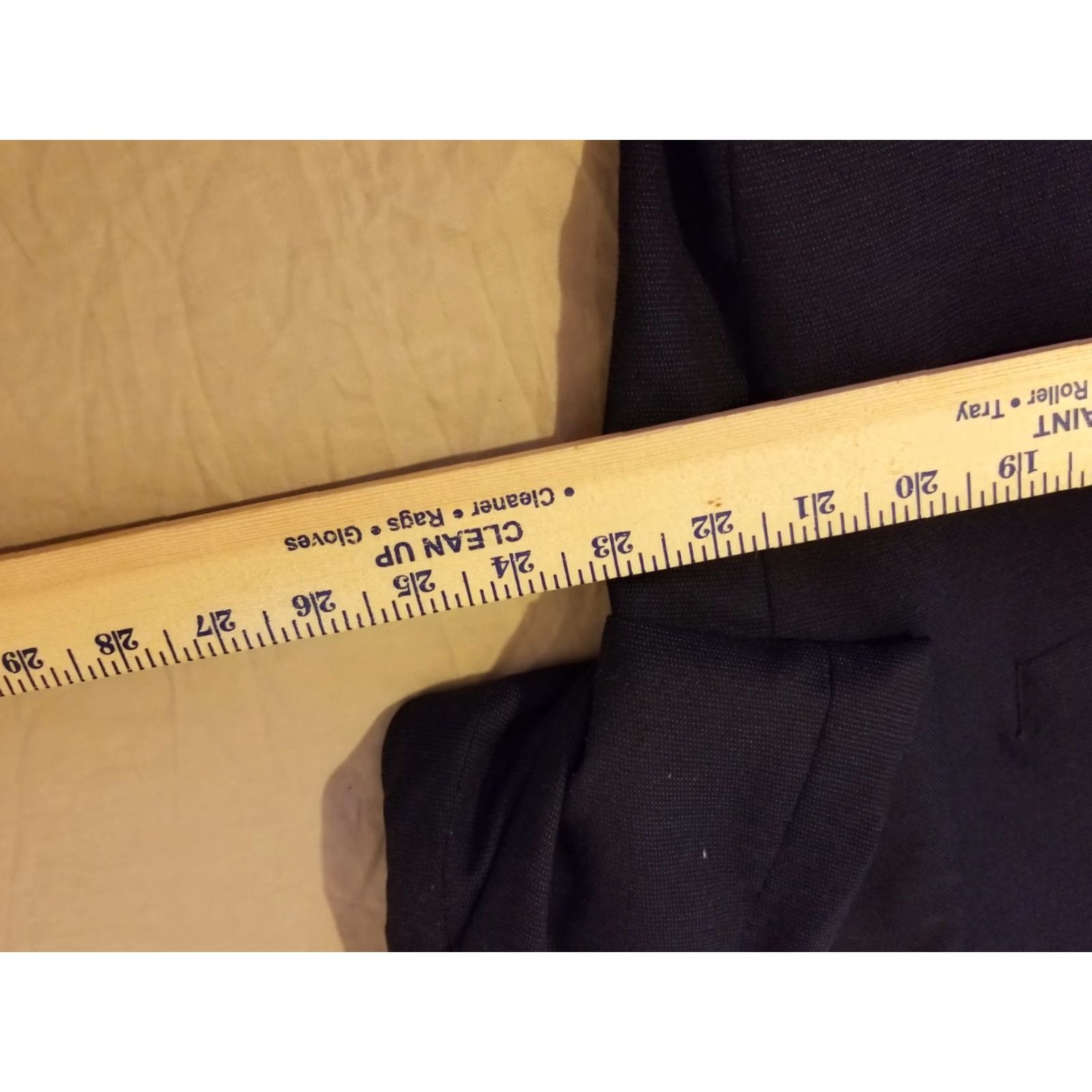 Tommy Hilfiger VINTAGE? No. Size 46R - 5 Thumbnail