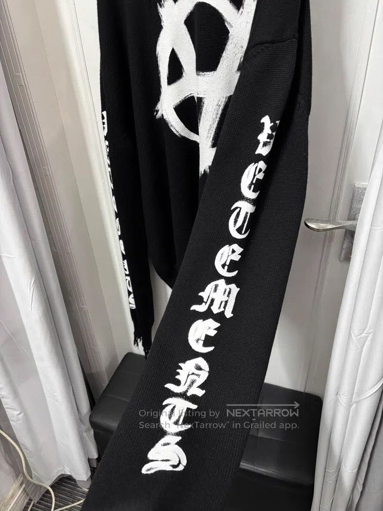 Vetements VETEMENTS Gothic Text Print Wool Knit Long Sleeve Size US M / EU 48-50 / 2 - 4 Thumbnail