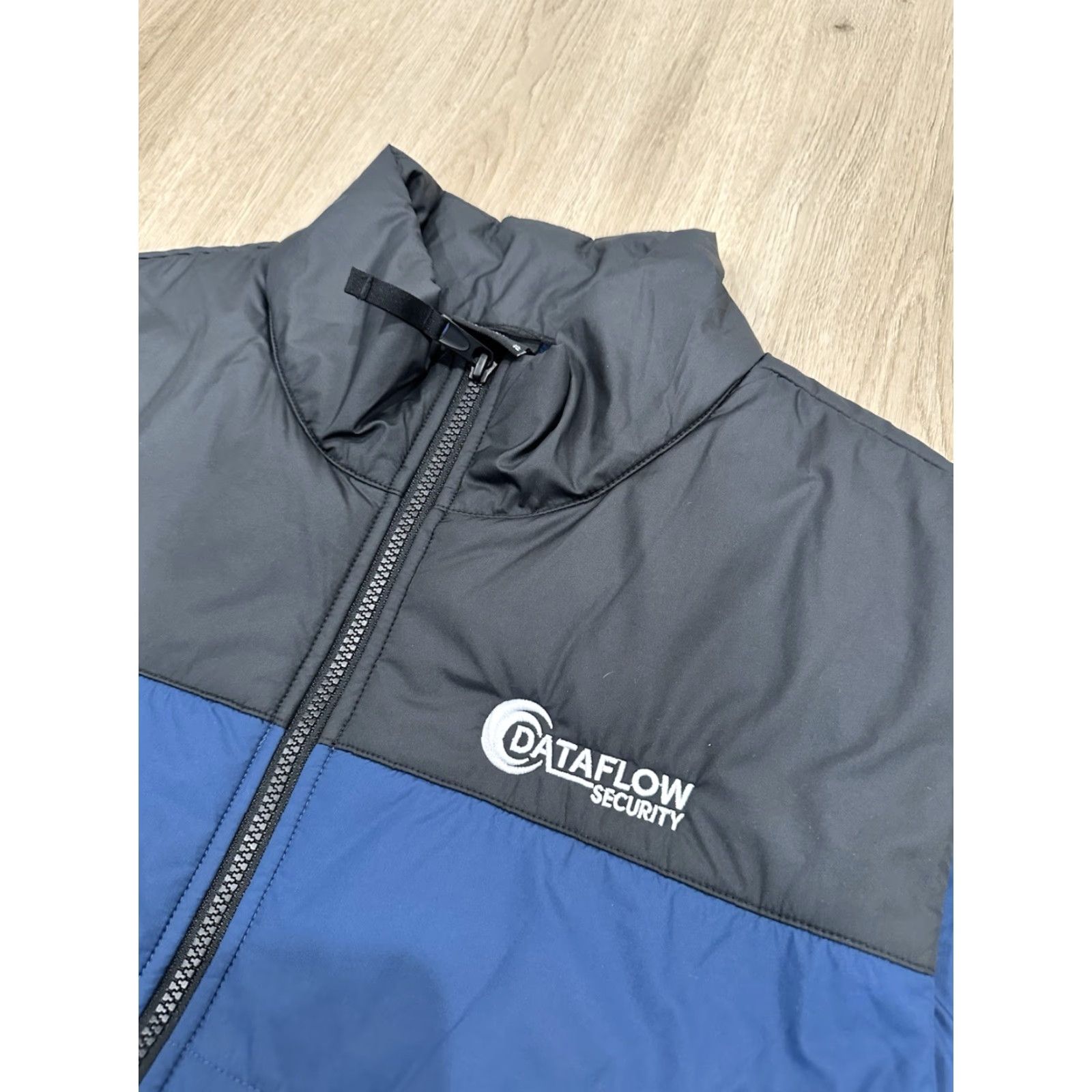 The North Face NWT The North Face Everyday Insulated Vest Black Blue Men’s XL Puffer Style Vest Full Zip Insulated Size US XL / EU 56 / 4 - 6 Thumbnail