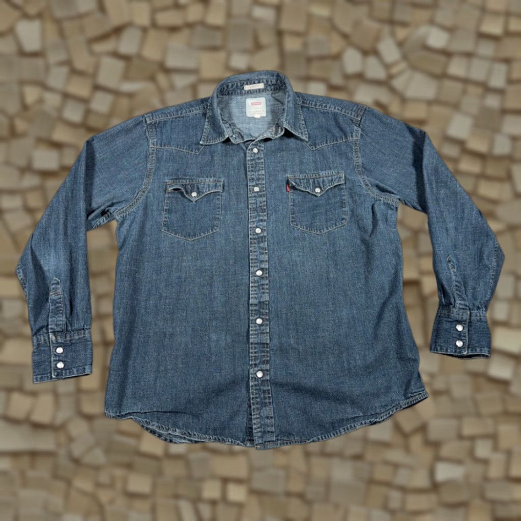 Levi's Levi's Western Shirt Mens LARGE Blue Denim Dark Wash Pearl Snap Regular Fit Long Sleeve Cotton Button-Up Collar? Size US L / EU 52-54 / 3 - 1 Thumbnail
