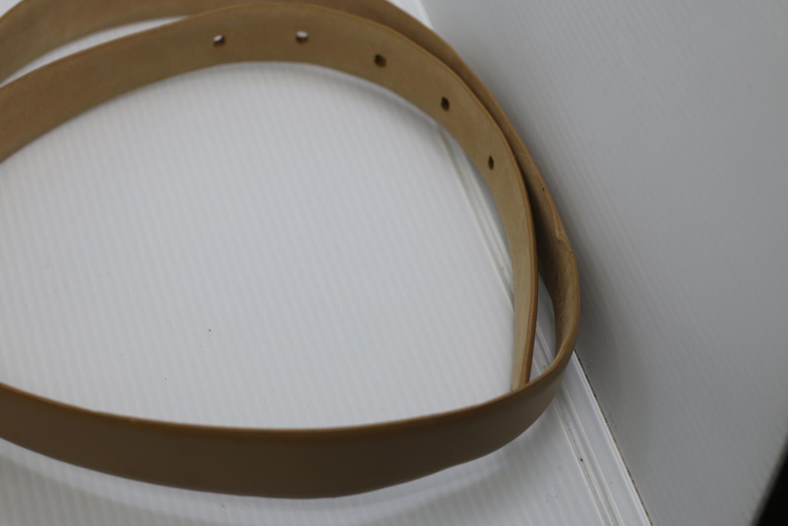Other Kenneth Cole Genuine Leather Belt Tan Gold Buckle Large Men Size ONE SIZE - 3 Thumbnail