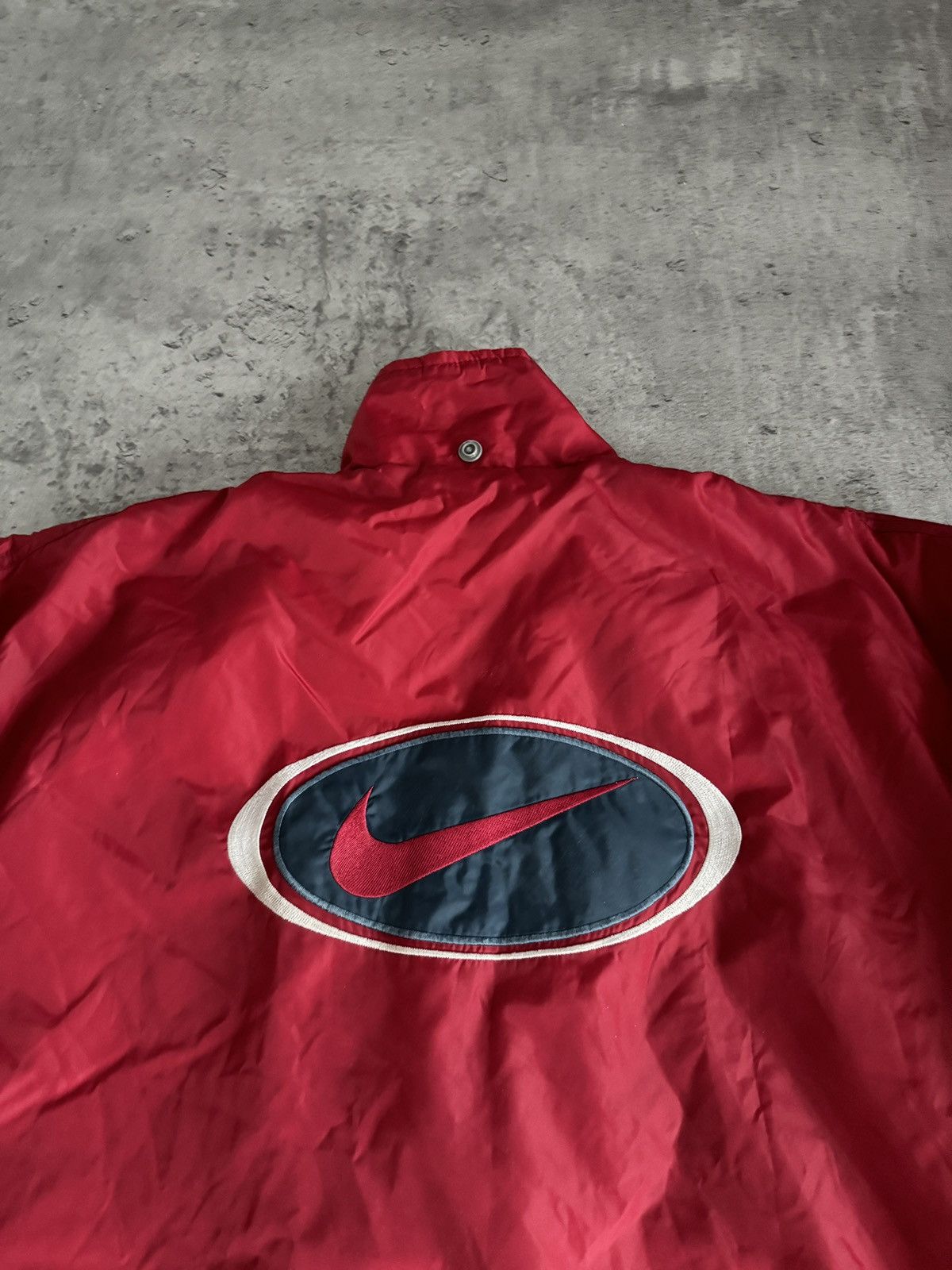 Nike × Vintage Nike Swoosh Big Logo vintage 90s jacket rap skate boxy y2k Size US L / EU 52-54 / 3 - 3 Thumbnail