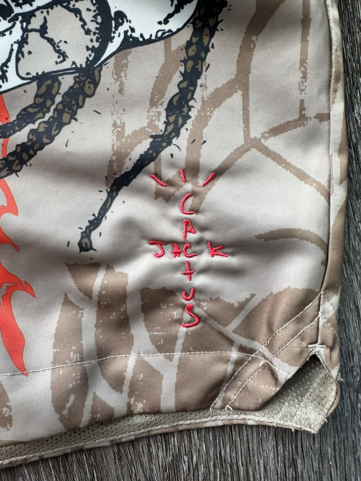 Jordan Brand × Travis Scott Travis Scott Cactus Jack x Jordan Pool Short Khaki Size US 34 / EU 50 - 5 Thumbnail