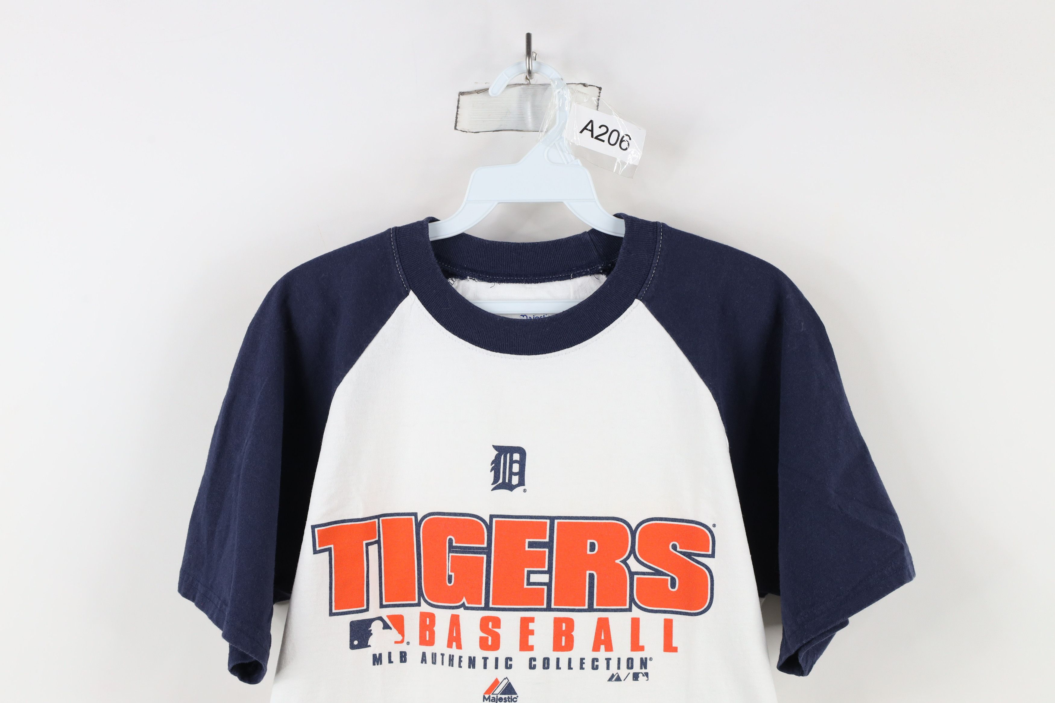 Majestic × Vintage Vintage Majestic Detroit Tigers Baseball Raglan T-Shirt Size US M / EU 48-50 / 2 - 2 Thumbnail