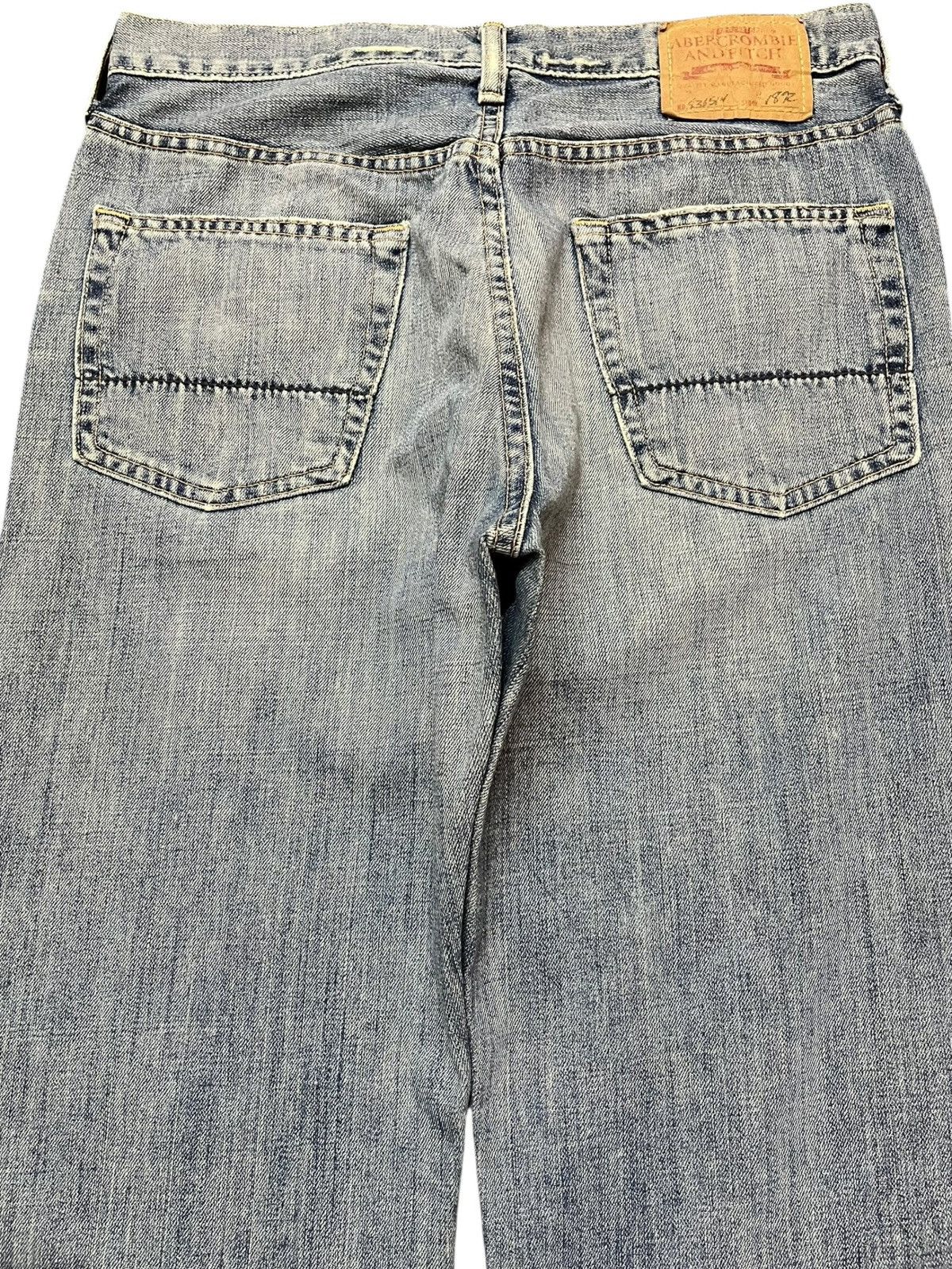 Abercrombie & Fitch Vintage Abercrombie&Fitch Faded Bootcut Denim Size US 31 - 8 Thumbnail
