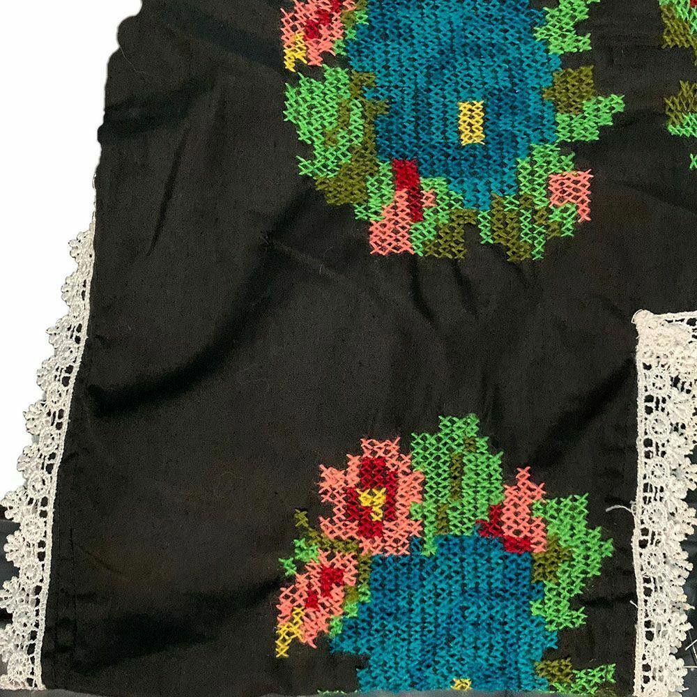 Designer Used Black Hand Made Punta Cruze Embroidered Blouse M/L Size M / US 6-8 / IT 42-44 - 3 Thumbnail