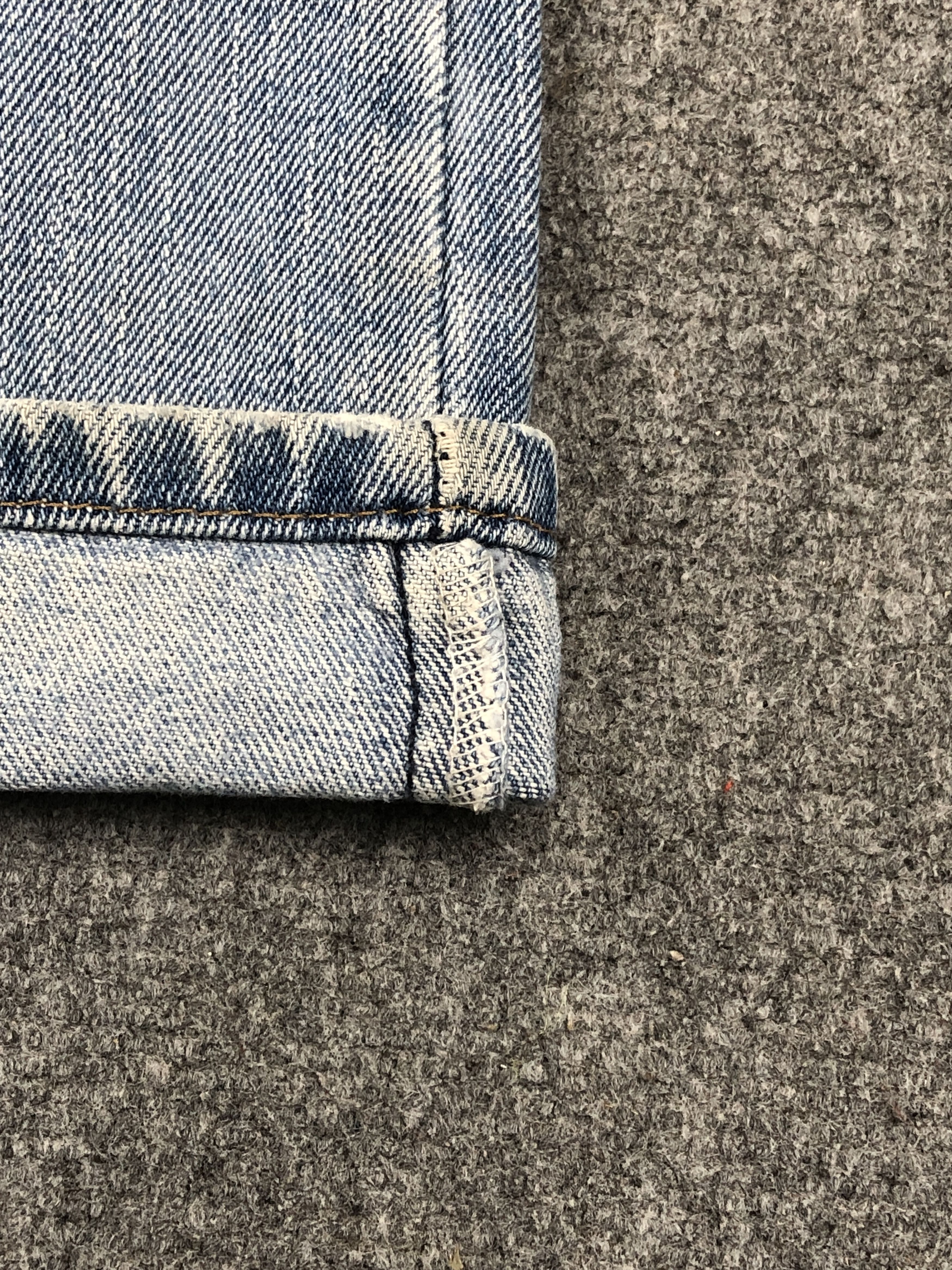 Levi's × Vintage Vintage Levis 505 Light Washed Jeans Size US 31 - 13 Thumbnail