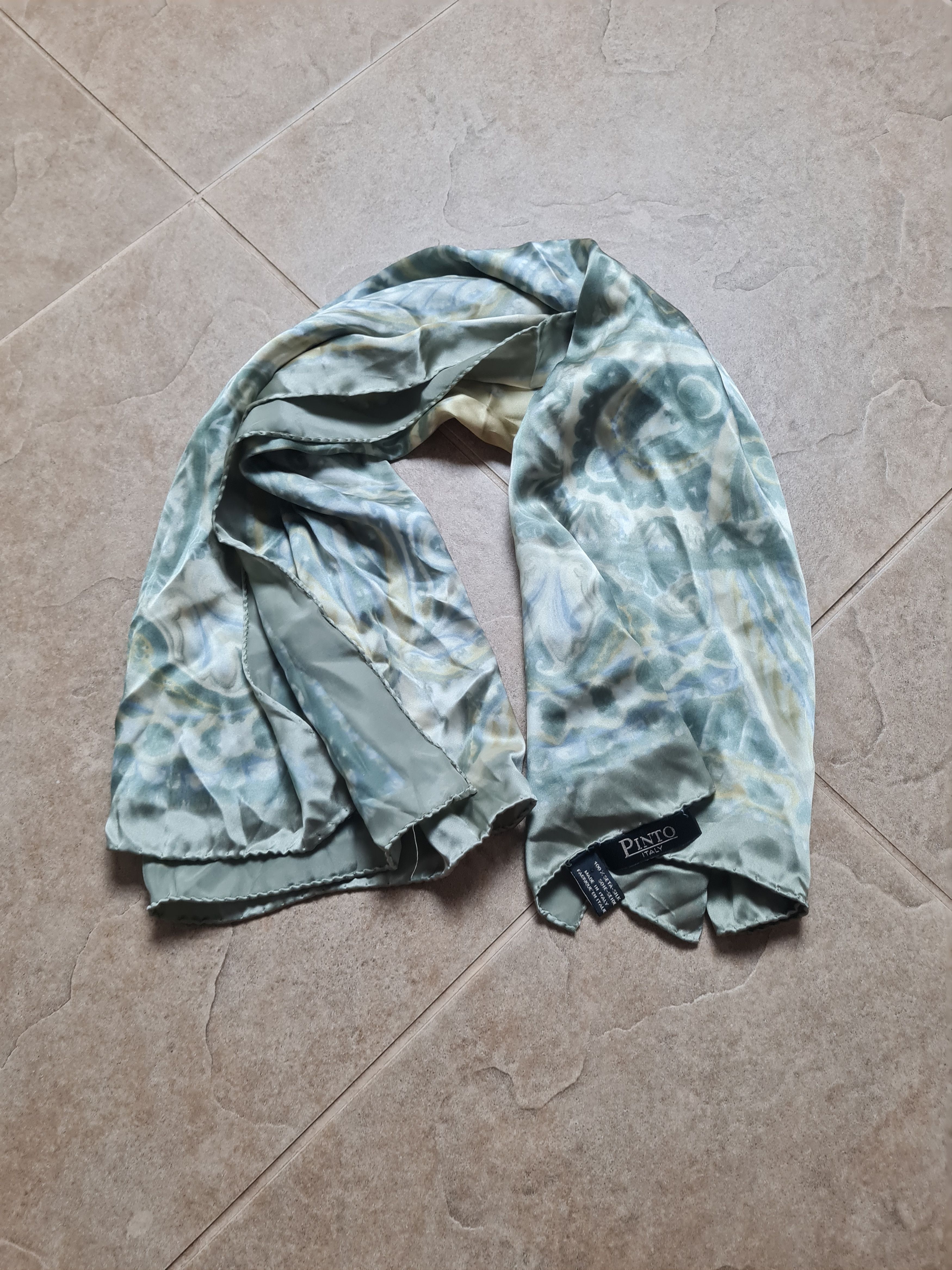 Other Vintage PINTO Silk Scarf Scarves Animal made in Italy Size ONE SIZE - 3 Thumbnail