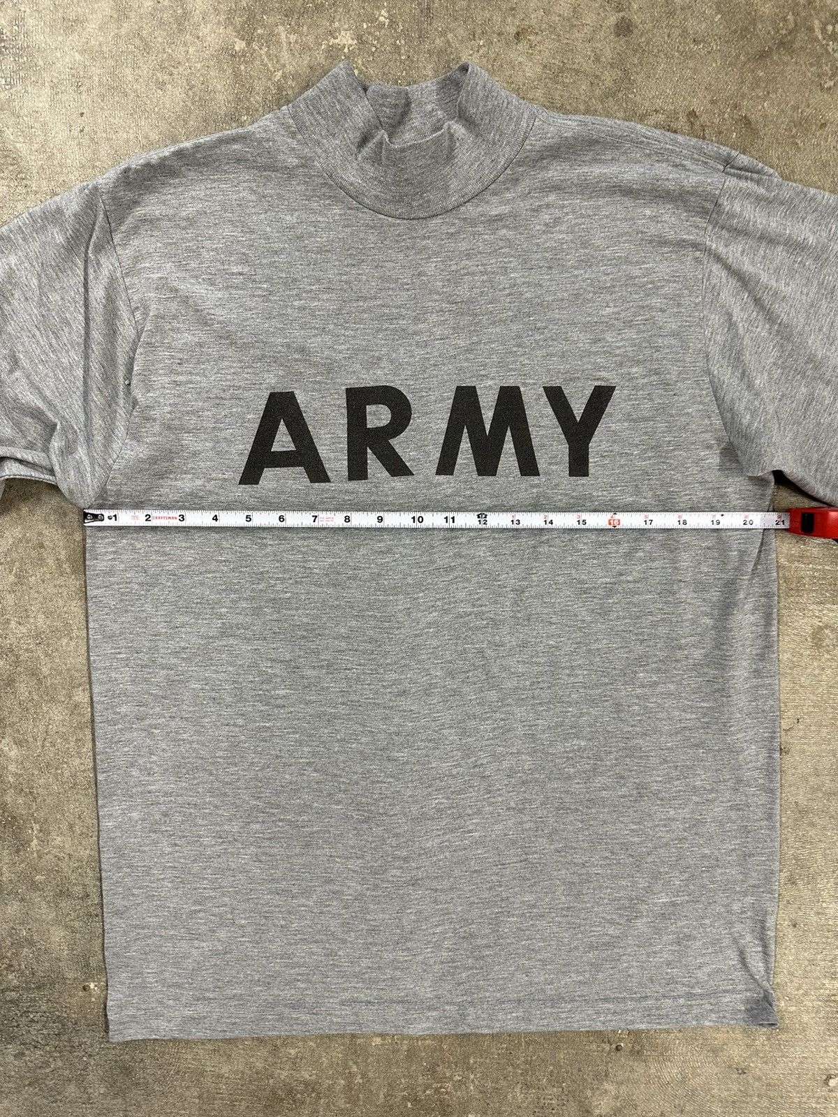 Vintage Vintage 90s Army Military Mockneck Spell Out T-Shirt Size US M / EU 48-50 / 2 - 8 Thumbnail