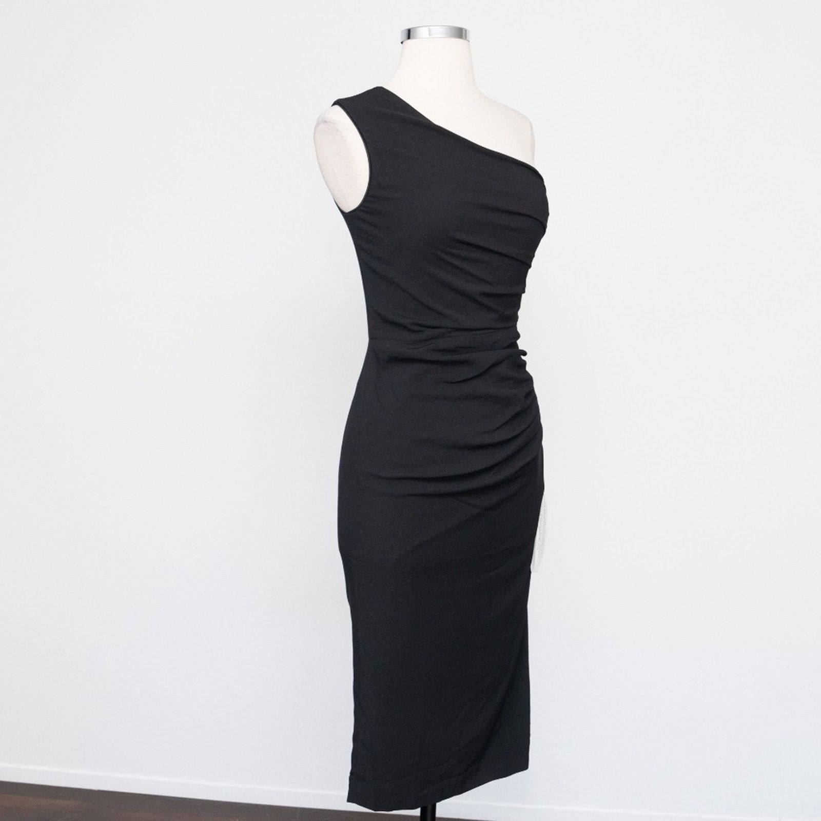 Dress the Population Dress the Population. Martine Stretch Crepe Dress. Size XS / US 0-2 / IT 36-38 - 10 Thumbnail