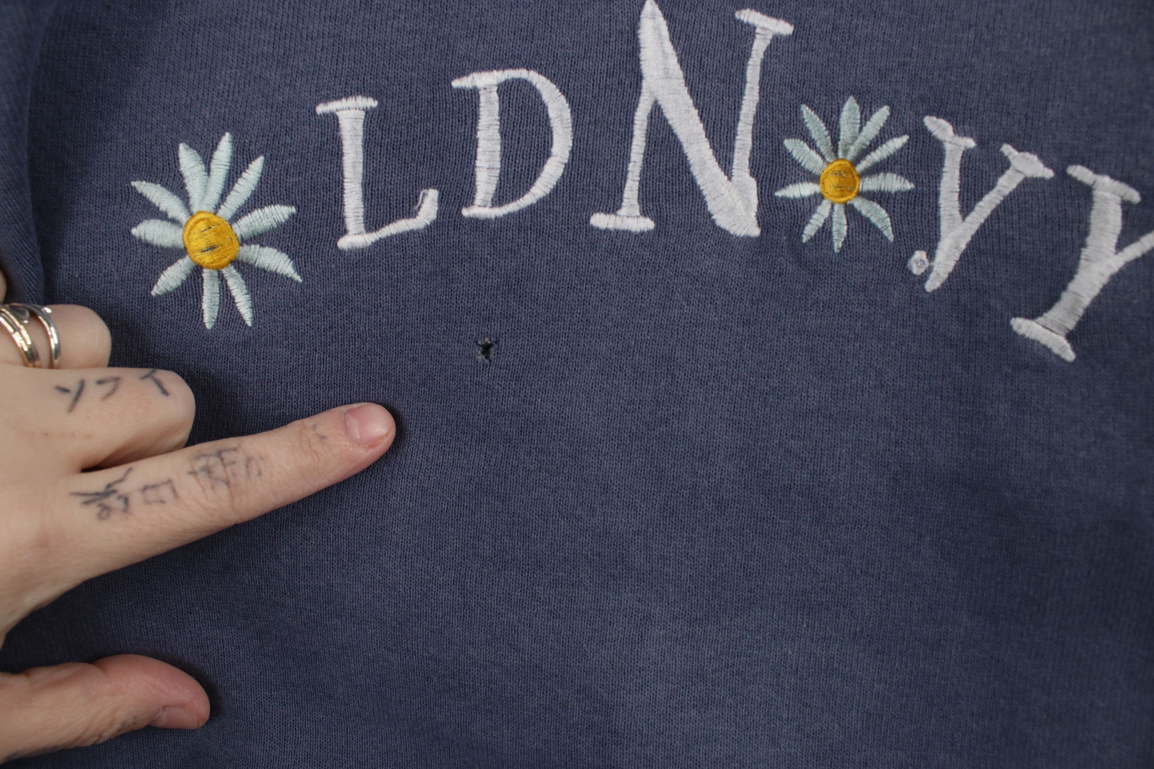Vintage Vintage 90s Old Navy Spell Out Crewneck Sweatshirt Blue Size M / US 6-8 / IT 42-44 - 5 Thumbnail