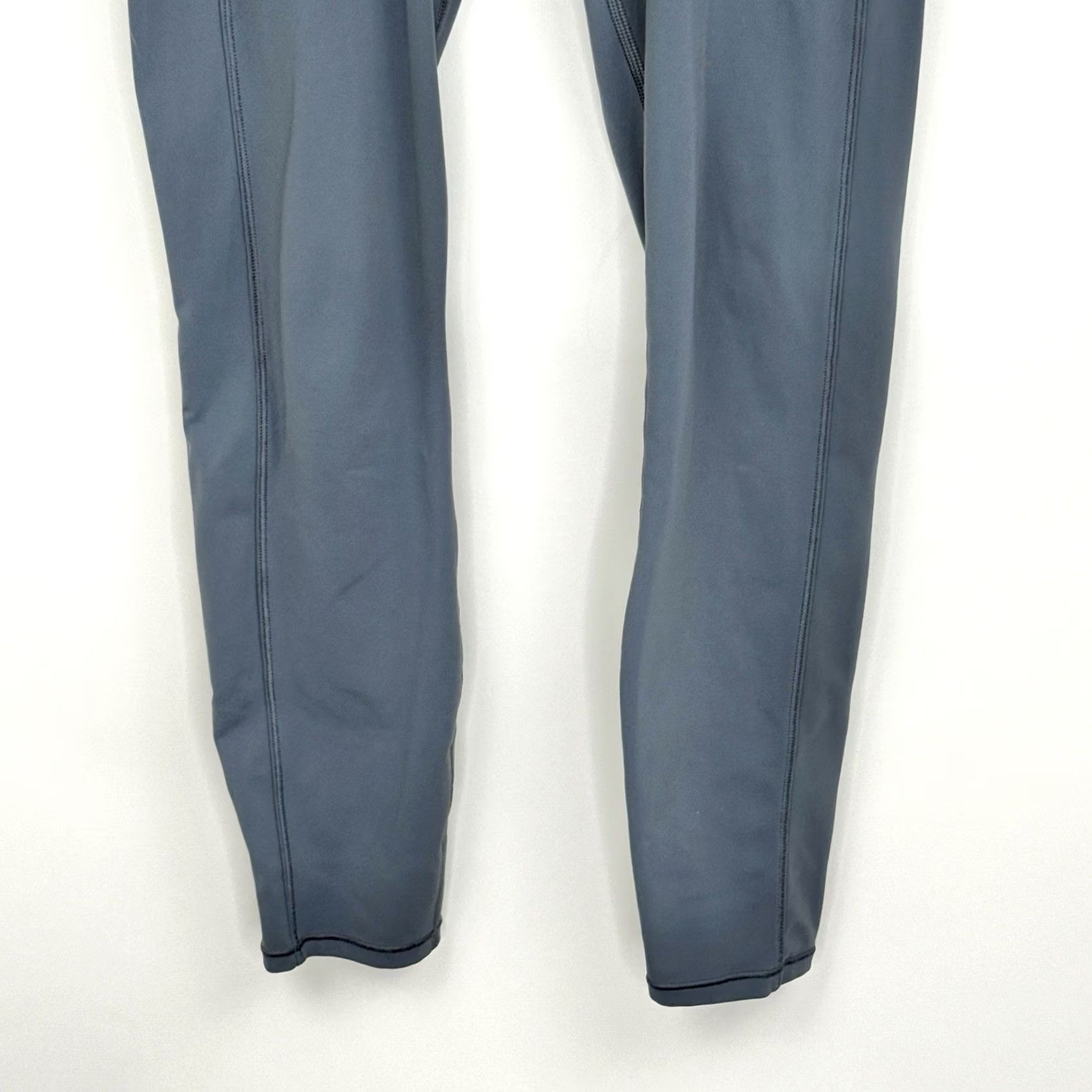 Vuori Vuori Womens Small Studio Pocket Legging Blue Performance Athleisure Leggings Slim Pocket Summer Fall Spring Winter Athletic Size 28" / US 6 / IT 42 - 4 Thumbnail