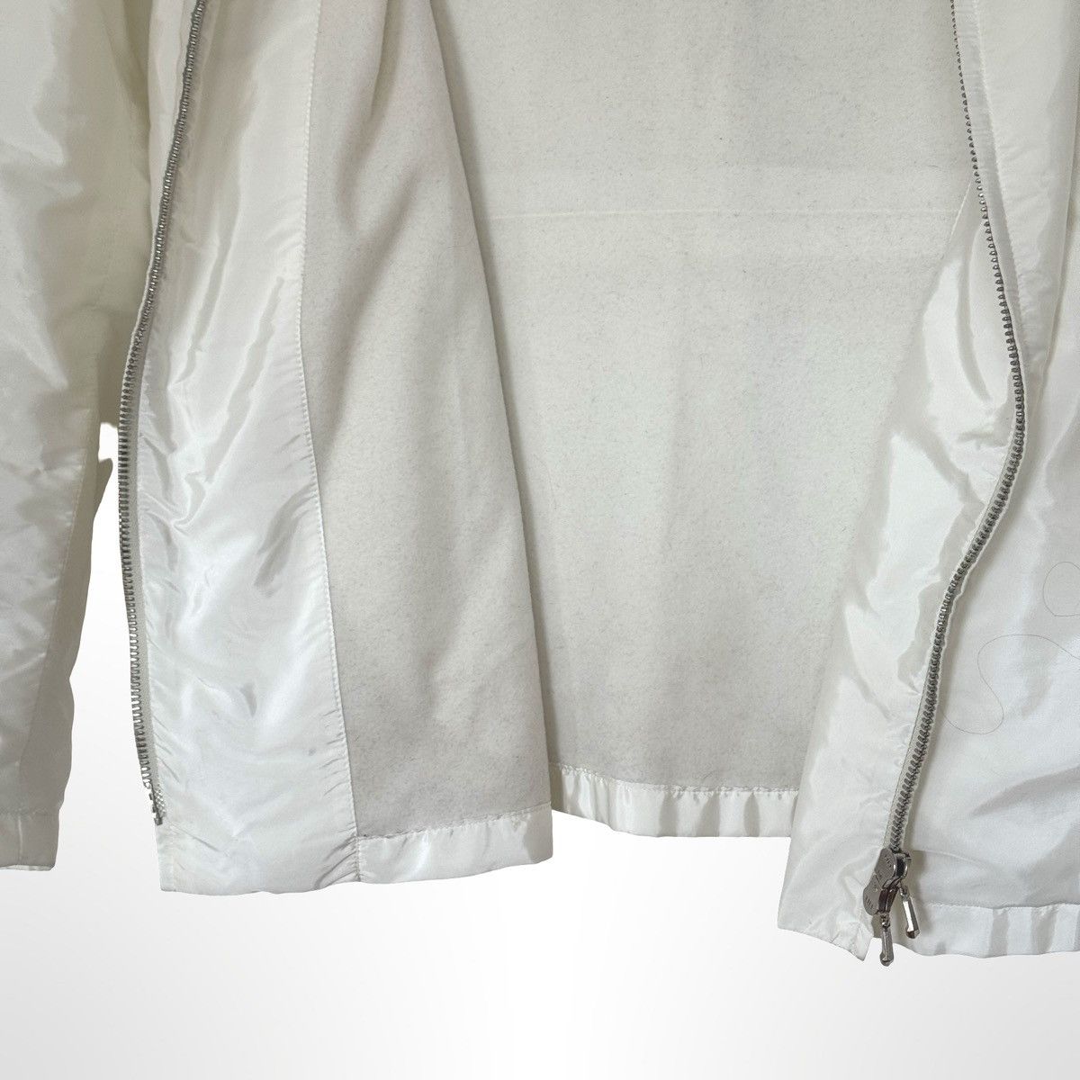 Jil Sander Jil Sander white nylon jacket Size US XXS / EU 40 - 6 Thumbnail