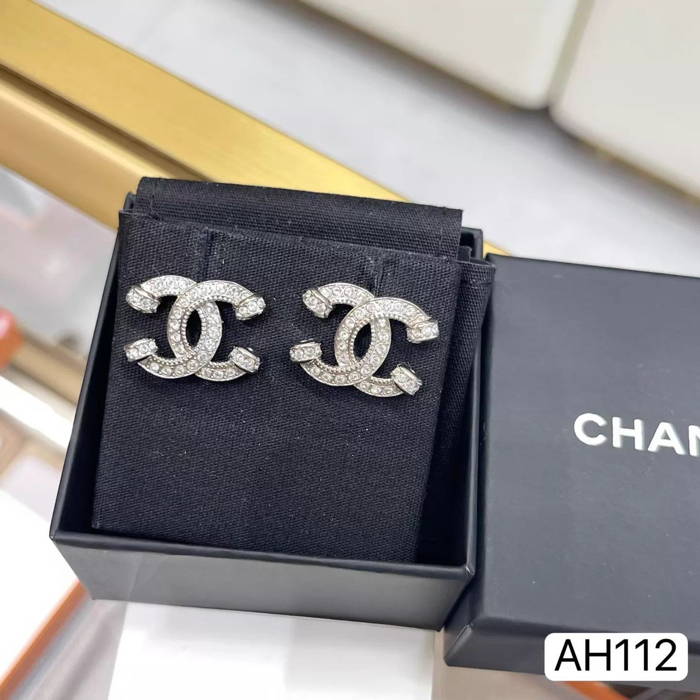 Chanel CHANEL 23P CC Crystal Stud Earrings Mint With Box Size ONE SIZE - 2 Thumbnail