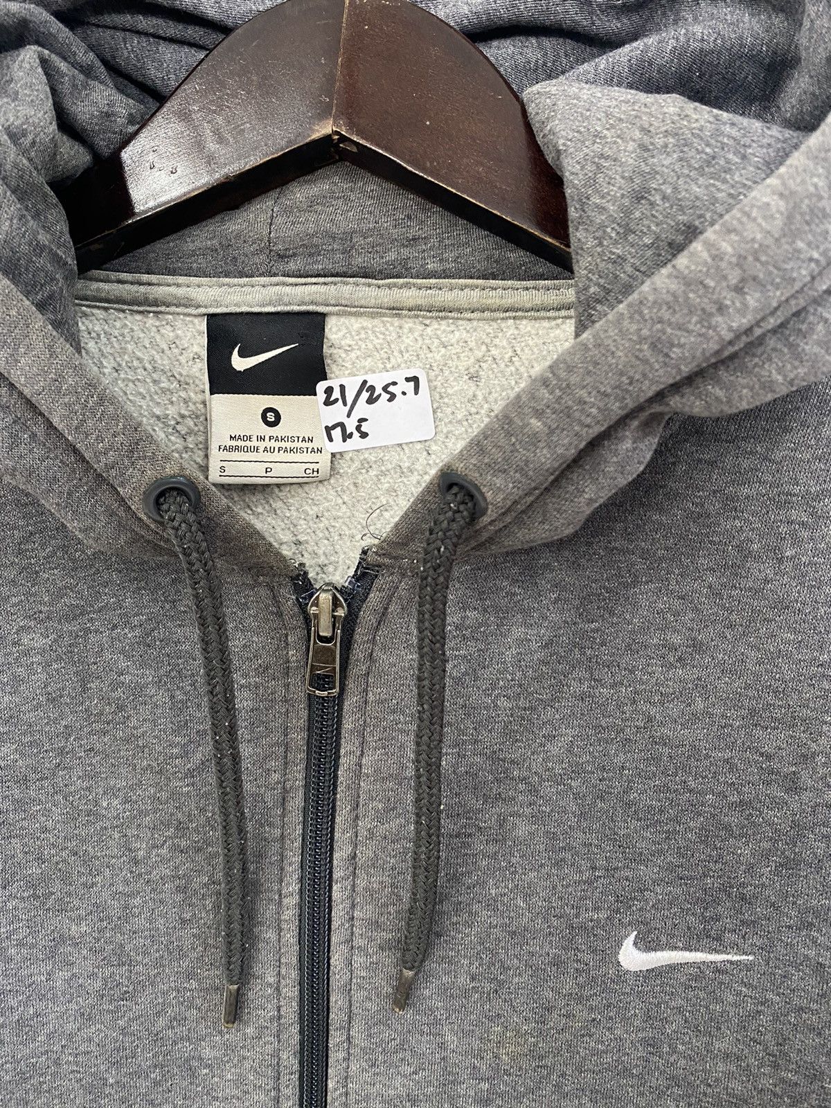 Nike NIKE swoosh hoodies sports streetwear zipper sweater hooded Size US S / EU 44-46 / 1 - 3 Thumbnail