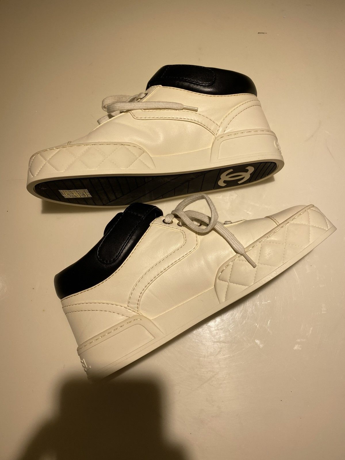 Chanel Chanel Coco Mark Leather Trainers US5.5 Size US 5.5 / IT 35.5 - 8 Thumbnail
