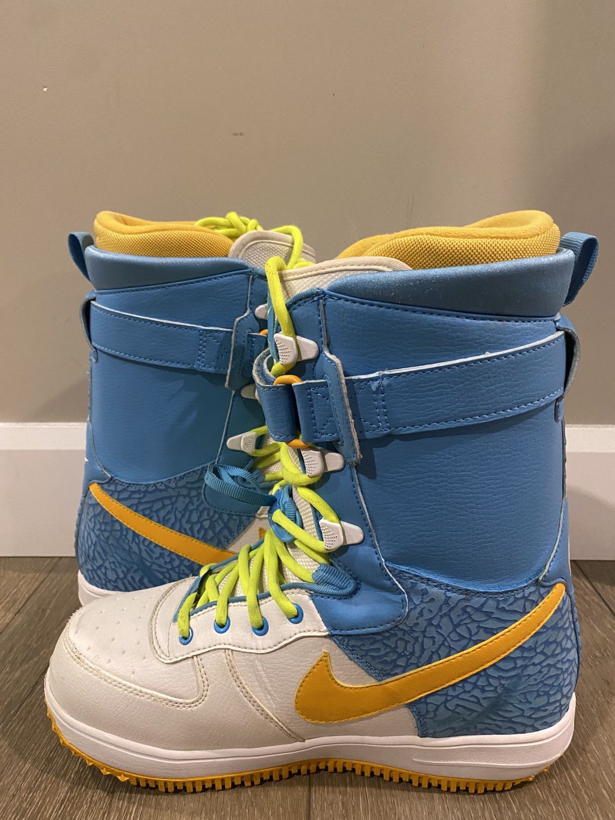 Nike Nike Zoom Force 1 Snowboard Boots White / Yellow / Blue Size US 8 / EU 41 - 5 Thumbnail