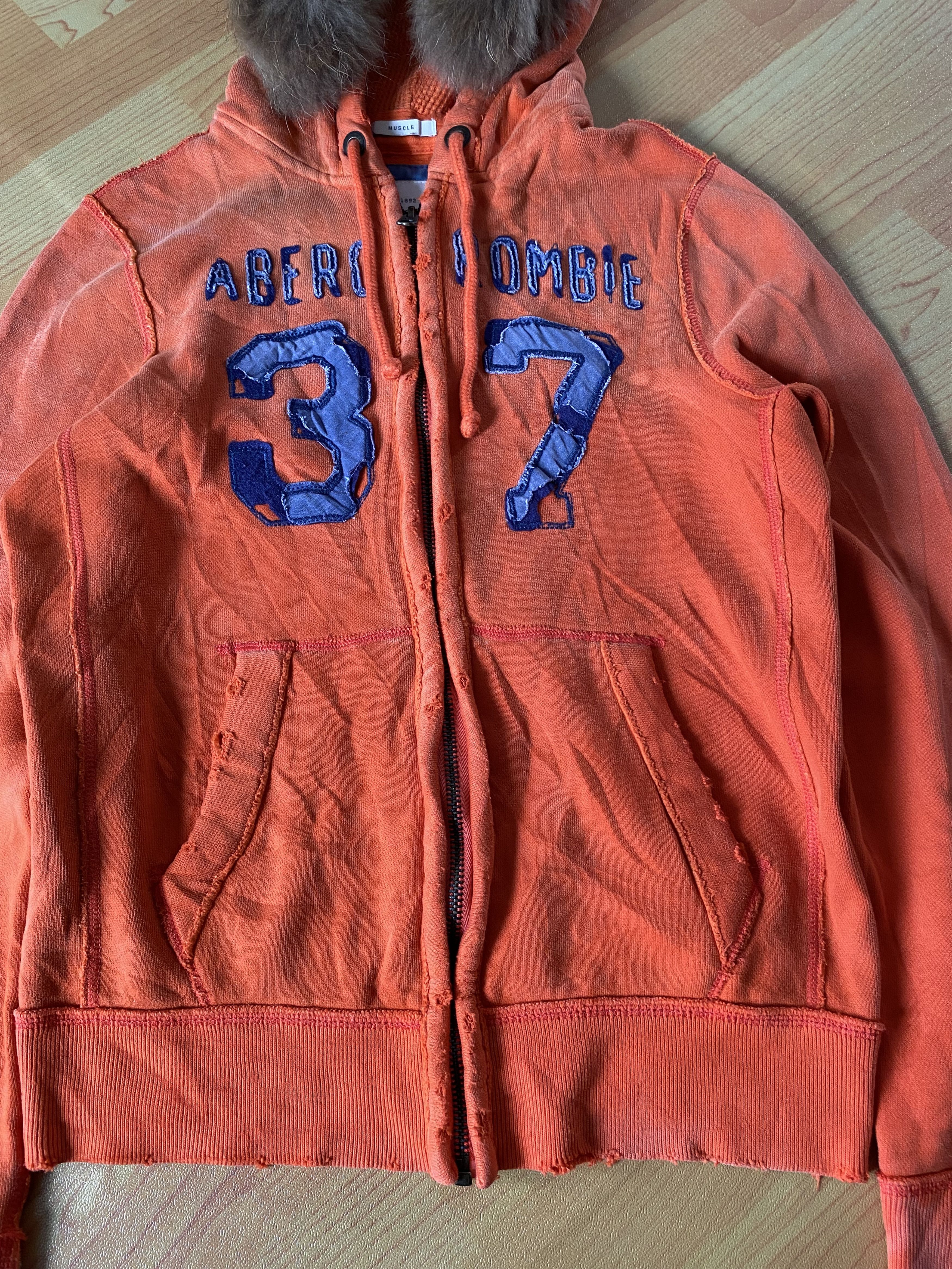 Abercrombie & Fitch Abercrombie distressed wash Fur hoodie numbernine style Size US M / EU 48-50 / 2 - 4 Thumbnail