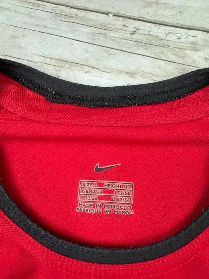 Nike Nike Manchester United 2002 2004 Home Shirt Soccer Jersey Size US L / EU 52-54 / 3 - 9 Thumbnail