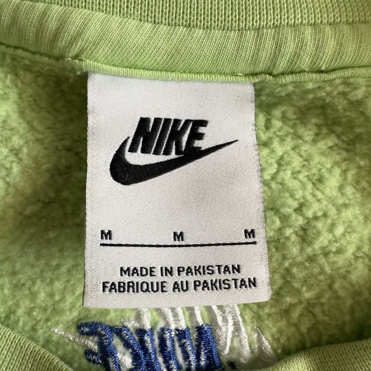 Nike nike lime green multiple logo crewneck Size US M / EU 48-50 / 2 - 5 Thumbnail