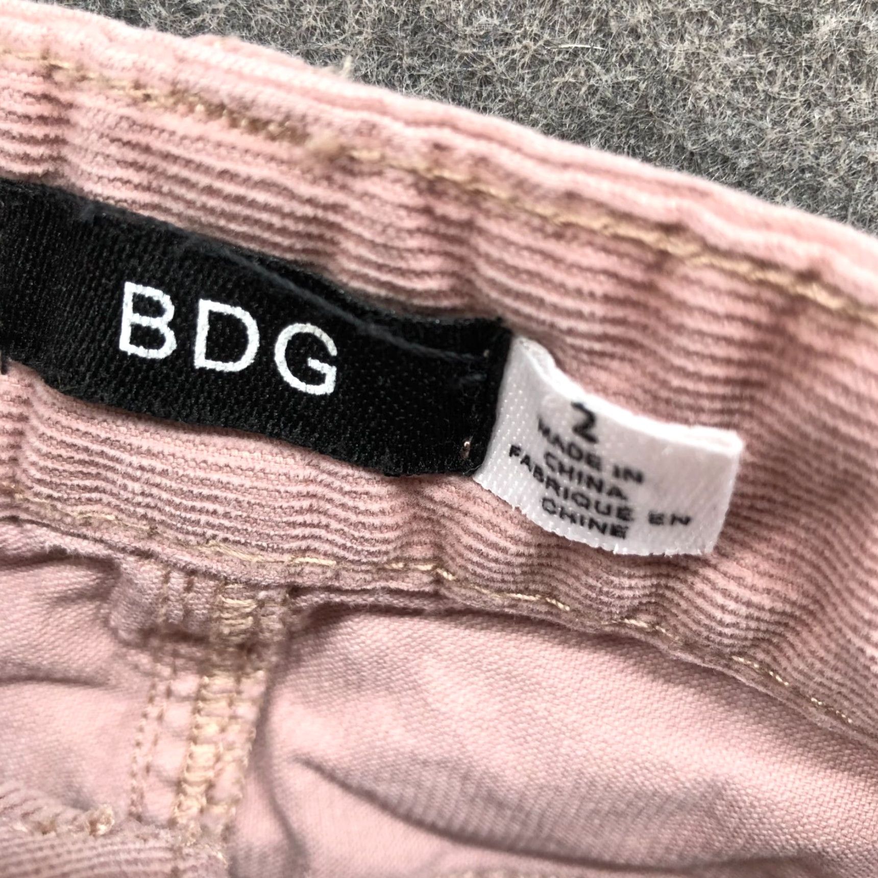 Urban Outfitters Urban Outfitters BDG Corduroy Mini Skirt Womens 2 Dusty Pink Straight Stretch Size 26" / US 2 / IT 38 - 6 Thumbnail