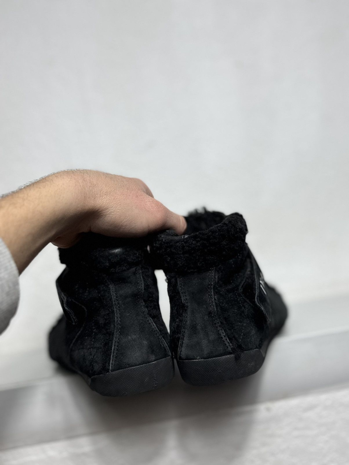 Dior Dior High Top Suede Sneakers Black Size 38 Luxury Vintage Size US 8 / IT 38 - 9 Thumbnail