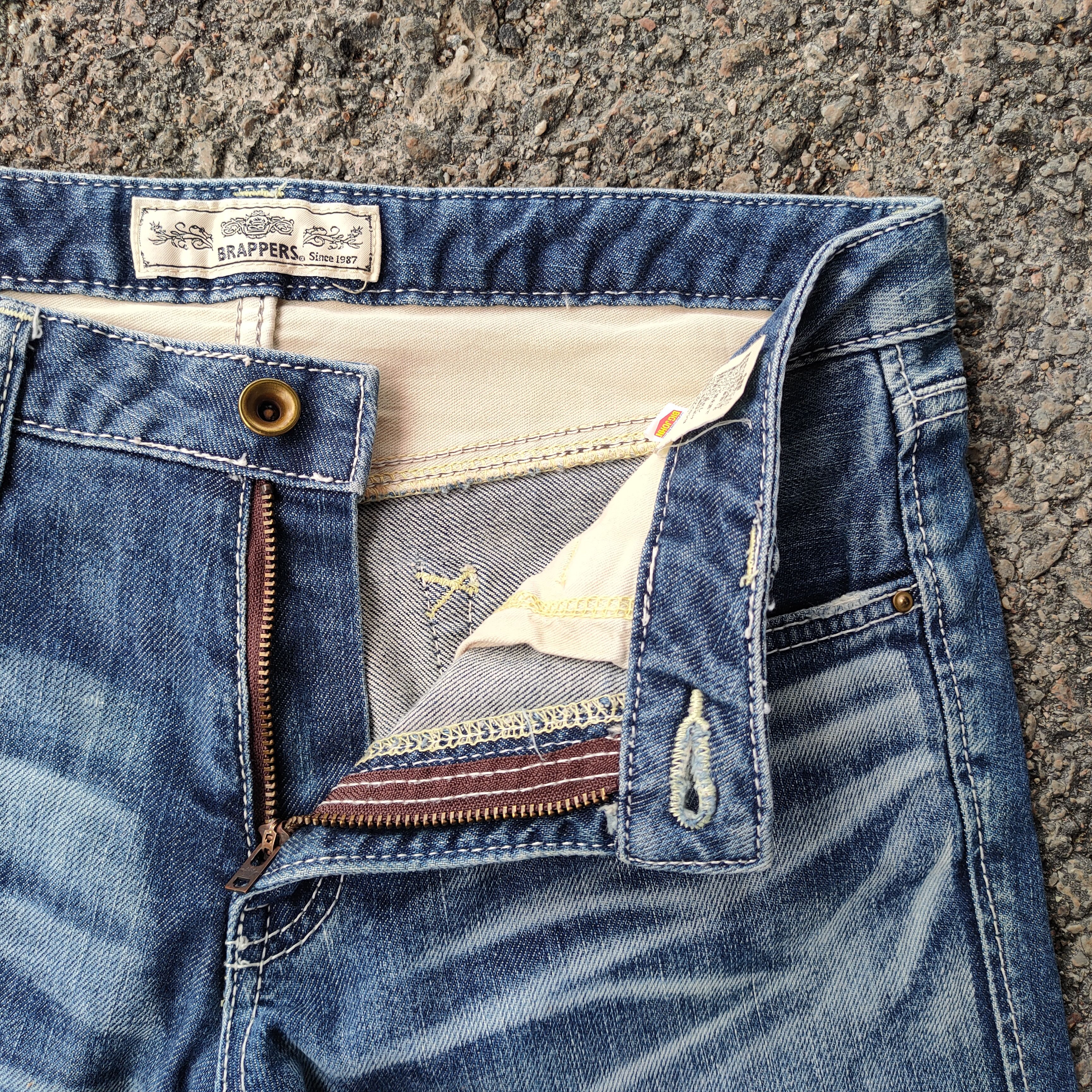 Japanese Brand VINTAGE JAPANESE FADED BLUE JEANS DENIM PANTS Size US 31 - 5 Thumbnail