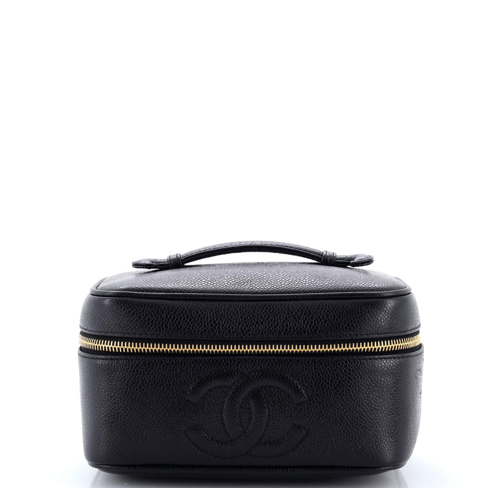 Chanel Vintage Timeless Cosmetic Case Size ONE SIZE - 1 Thumbnail