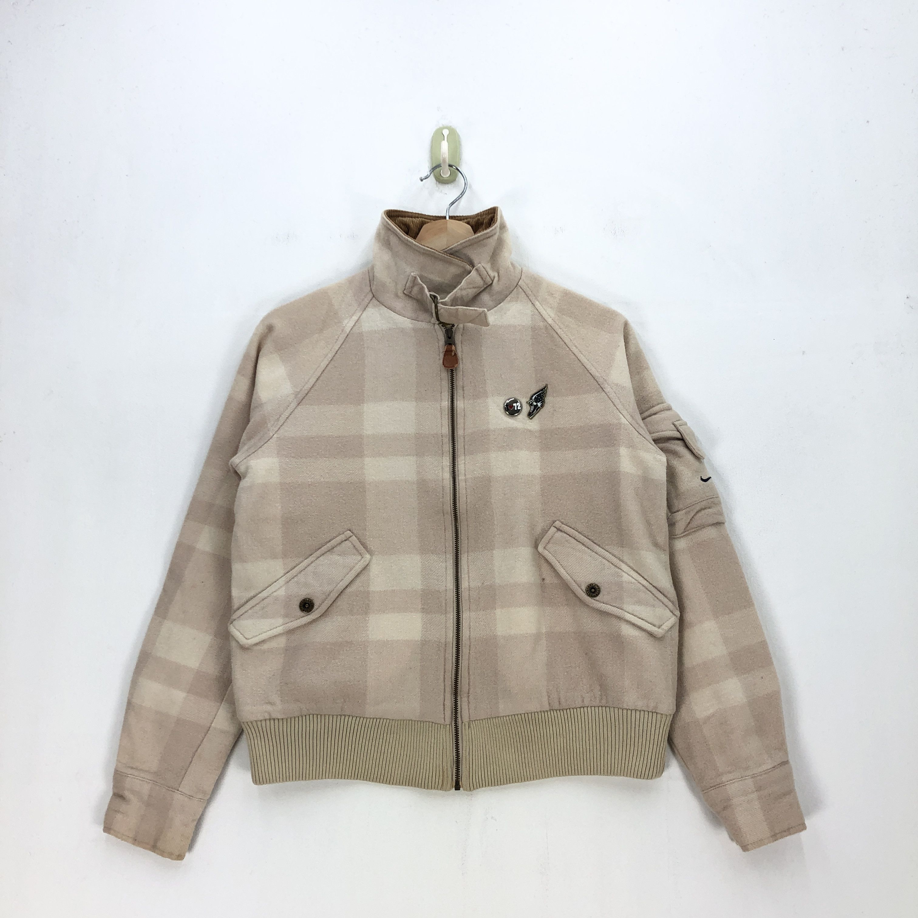Nike × Vintage Vintage Nike Sweater Zipper Jacket Nike Swoosh Sweatshirt Size XS / US 0-2 / IT 36-38 - 1 Thumbnail