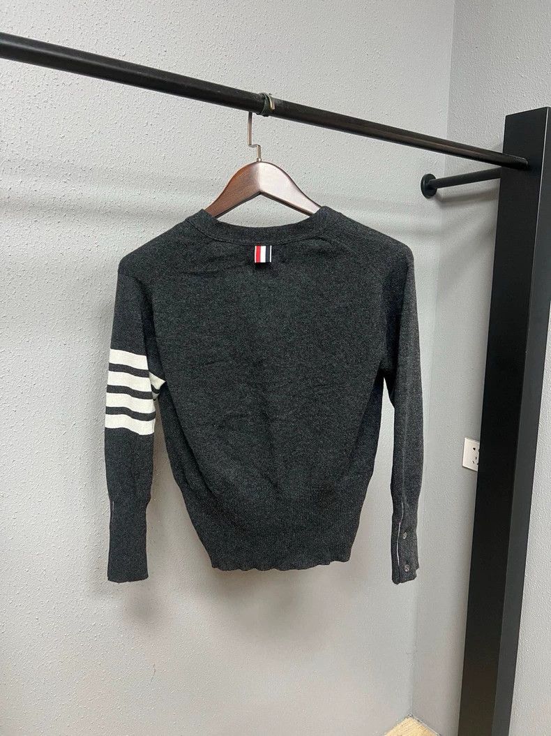Thom Browne Thom Browne size2 Cashmere cardigan Size US M / EU 48-50 / 2 - 2 Thumbnail