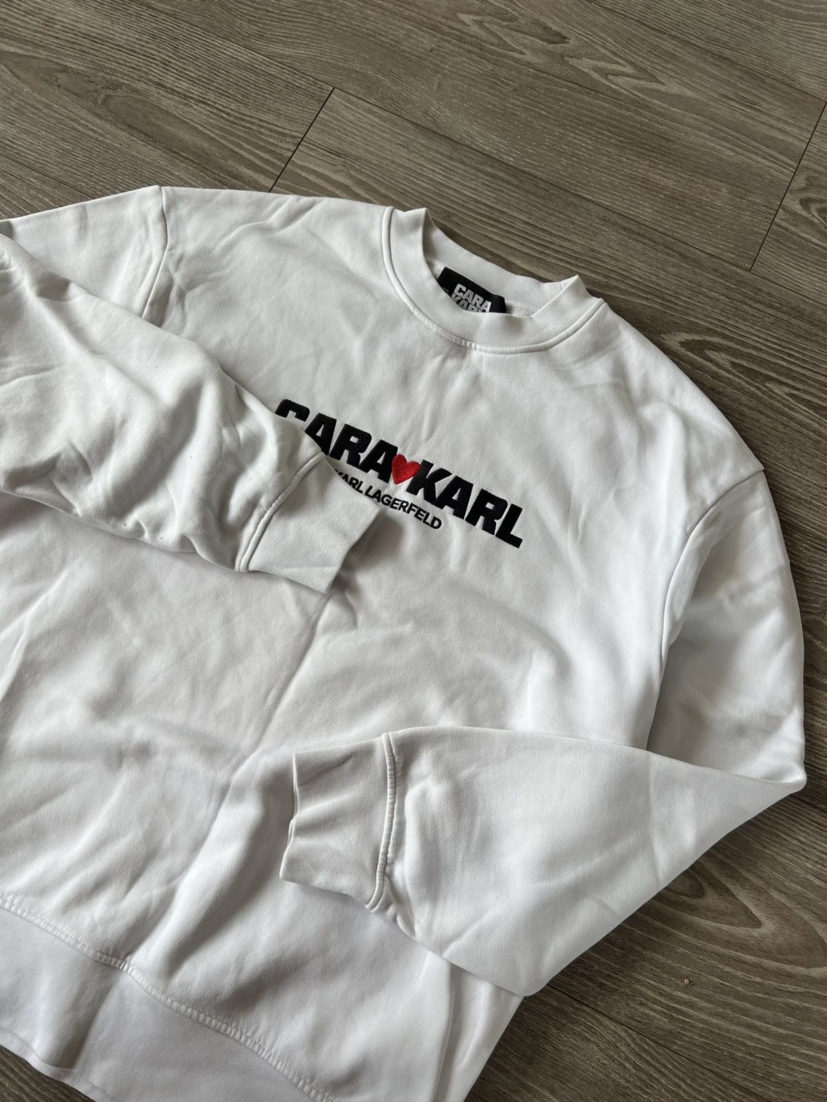 Designer × Karl Lagerfeld ‼️Karl Lagerfeld Cara❤️Karl Big Knit Logo White Sweatshirt‼️ Size US L / EU 52-54 / 3 - 18 Thumbnail