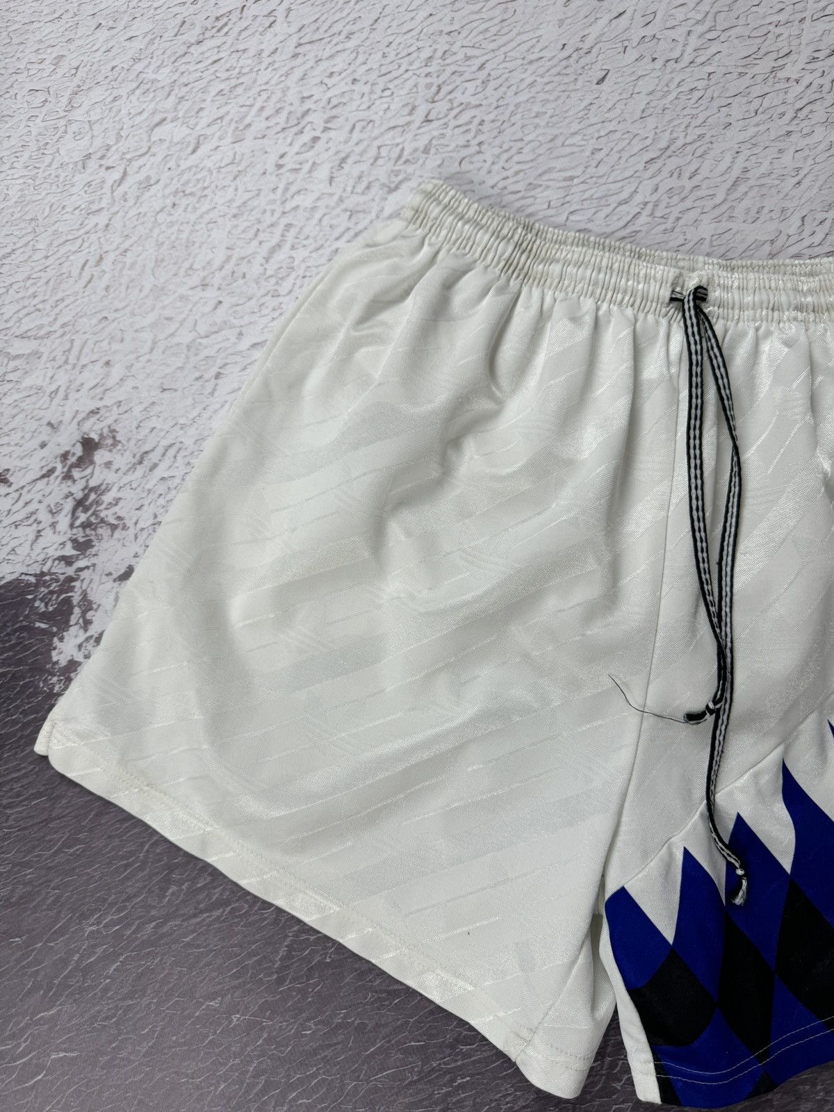 Adidas Adidas Football made in England shorts Blanc 90s vintage Size US 34 / EU 50 - 4 Thumbnail