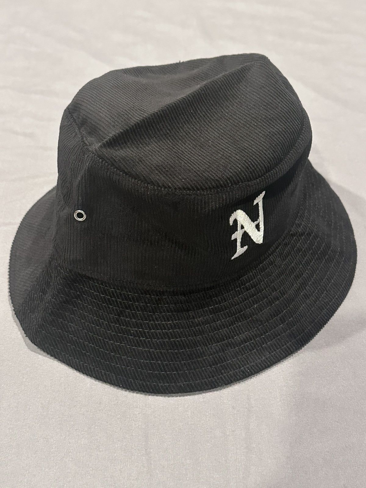 Nahmias Nahmias corduroy bucket hat with an embroidered 'N' logo. Size ONE SIZE - 2 Thumbnail